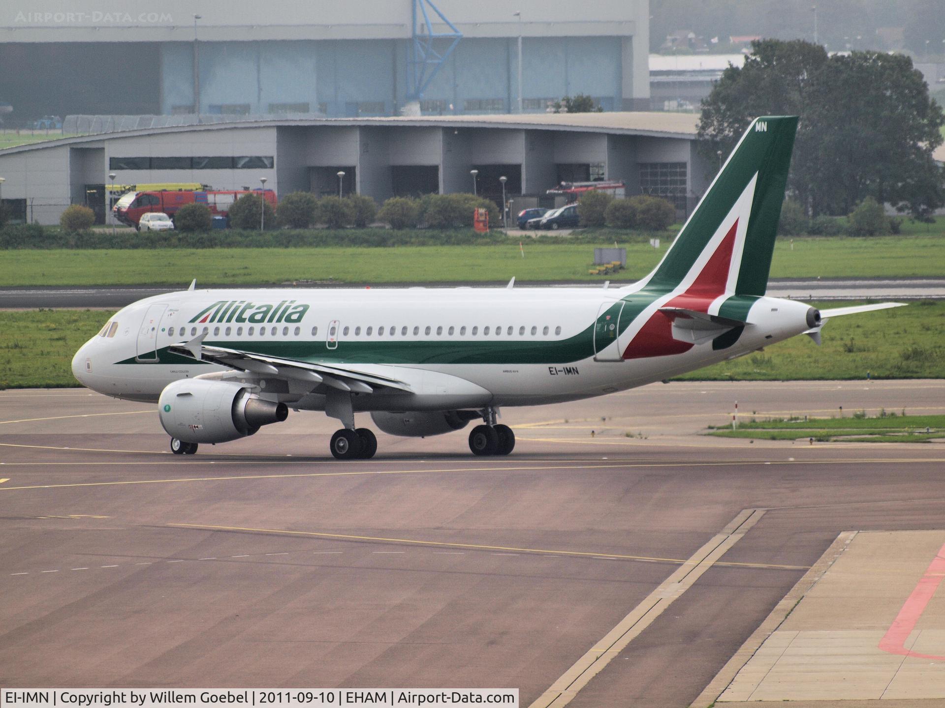 EI-IMN, 2011 Airbus A319-111 C/N 4764, Taxi to the runway on Schiphol Airport