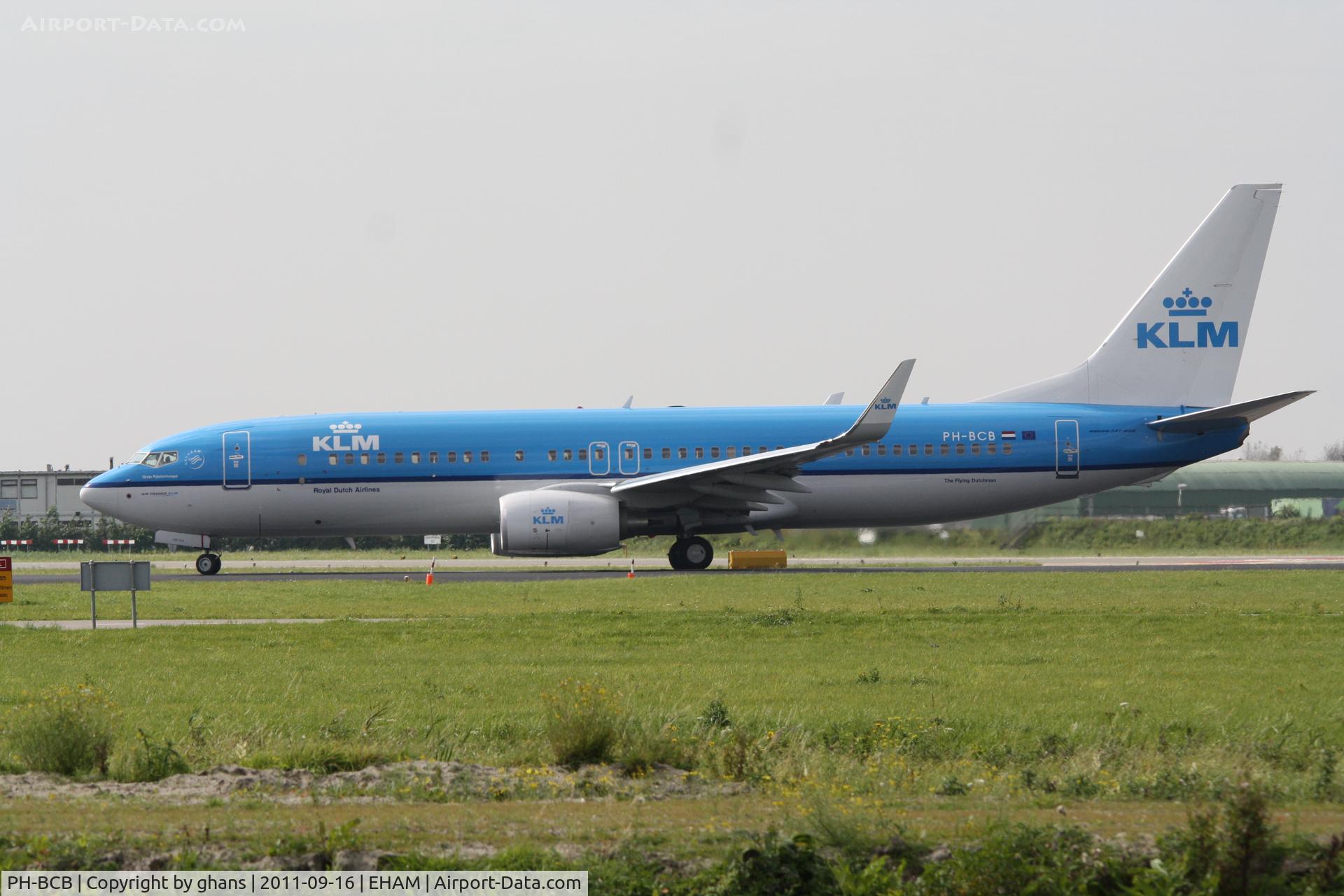 PH-BCB, 2011 Boeing 737-8K2 C/N 39443, Departing rw18L