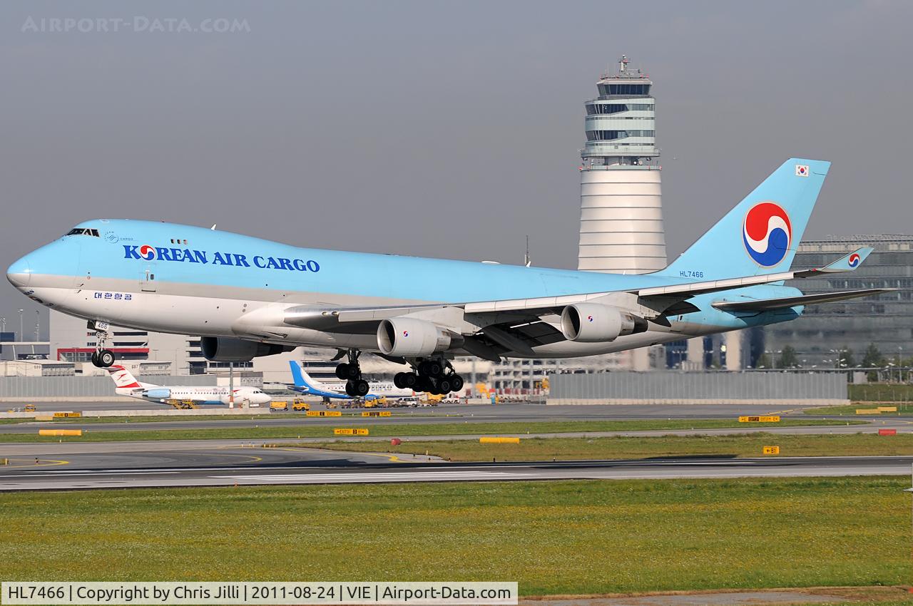HL7466, 2001 Boeing 747-4B5F/SCD C/N 26413, Korean Air Cargo