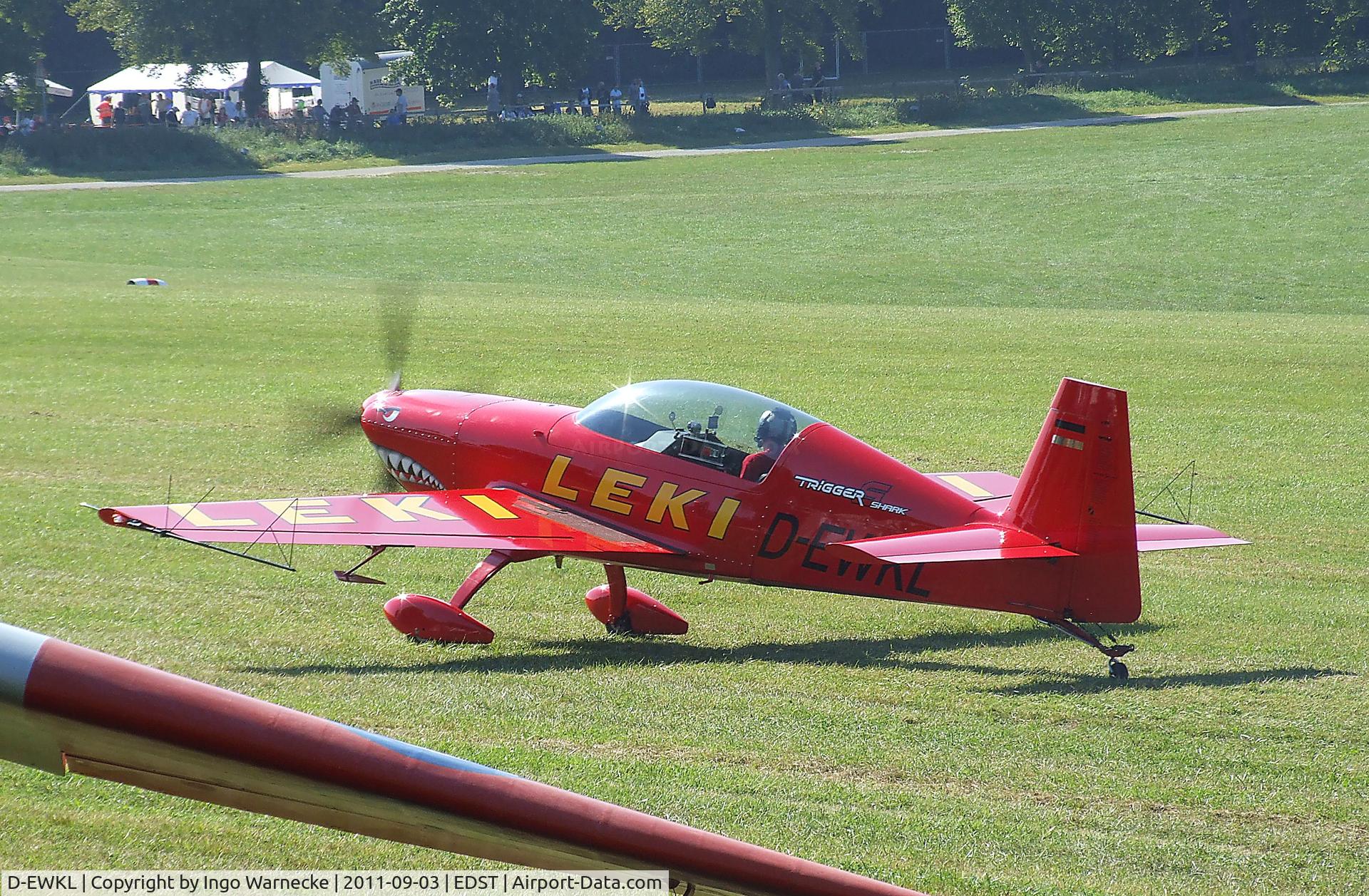 D-EWKL, 1998 Extra EA-300L C/N 064, Extra EA-300/L at the 2011 Hahnweide Fly-in, Kirchheim unter Teck airfield