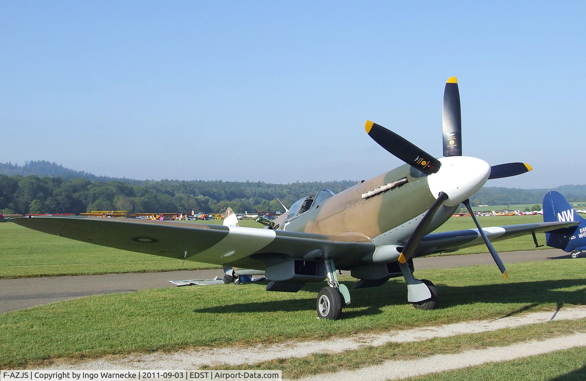 F-AZJS, 1944 Supermarine 389 Spitfire PR.XIX C/N 6S/585110, Supermarine Spitfire PR XIX at the 2011 Hahnweide Fly-in, Kirchheim unter Teck airfield