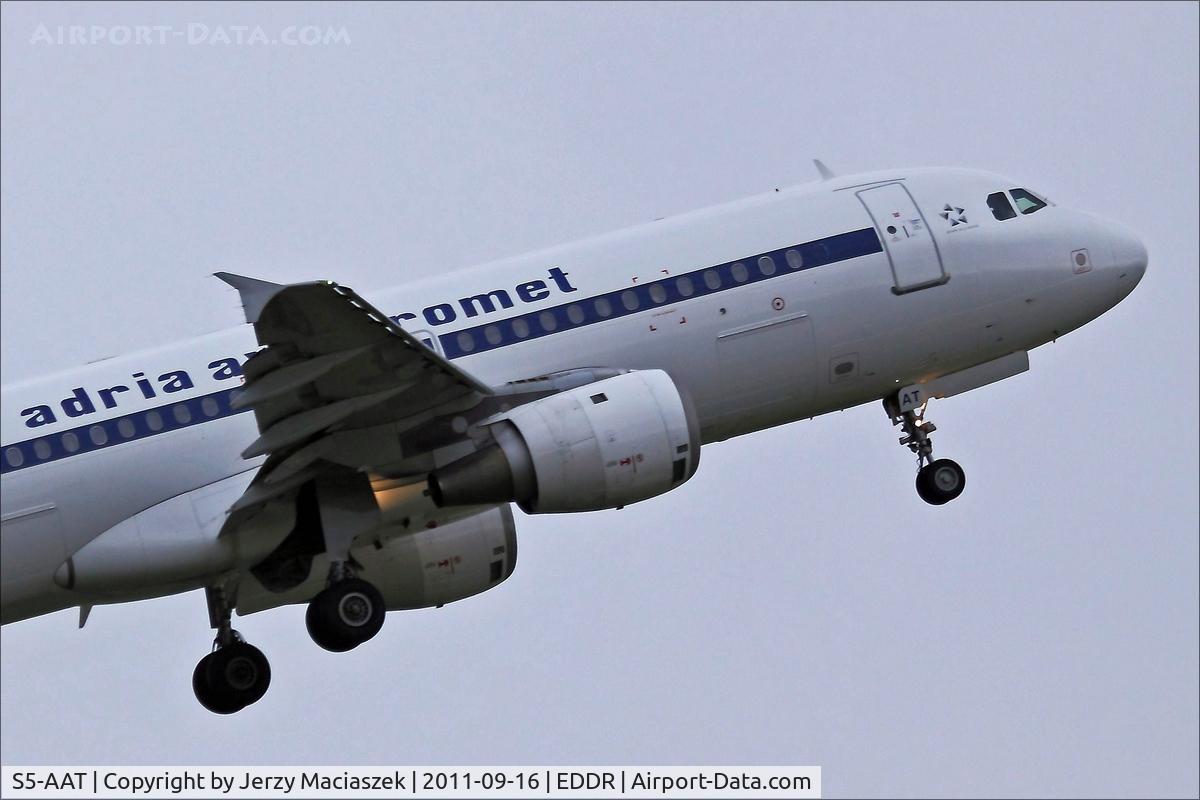 S5-AAT, 1991 Airbus A320-231 C/N 0191, A320-211