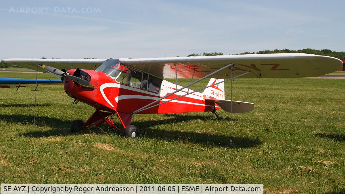 SE-AYZ, 1945 Piper J3C-65 Cub C/N 13264-1316, At EAA Fly-In