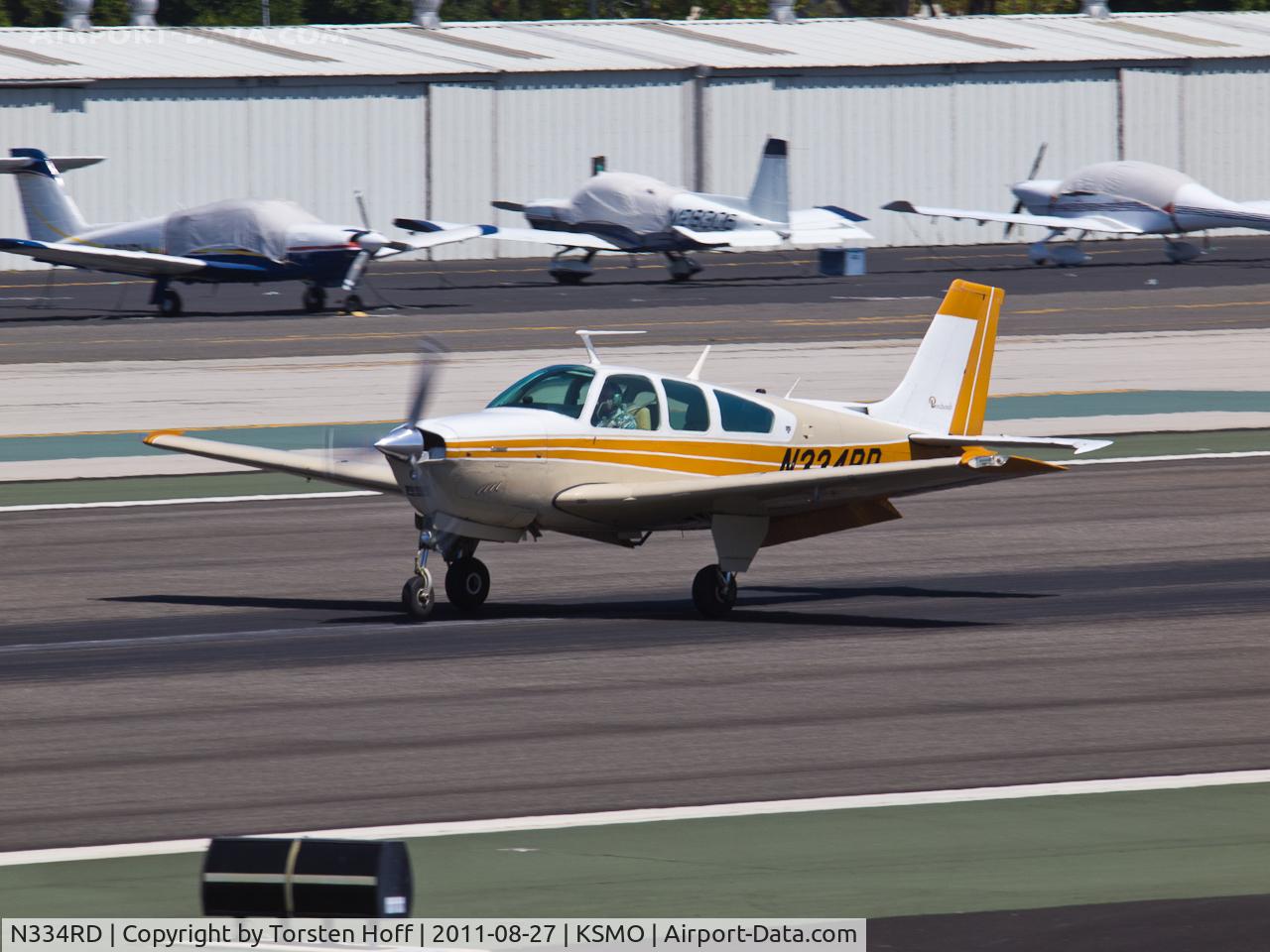 N334RD, 1978 Beech F33A Bonanza C/N CE-837, N334RD arriving on RWY 21