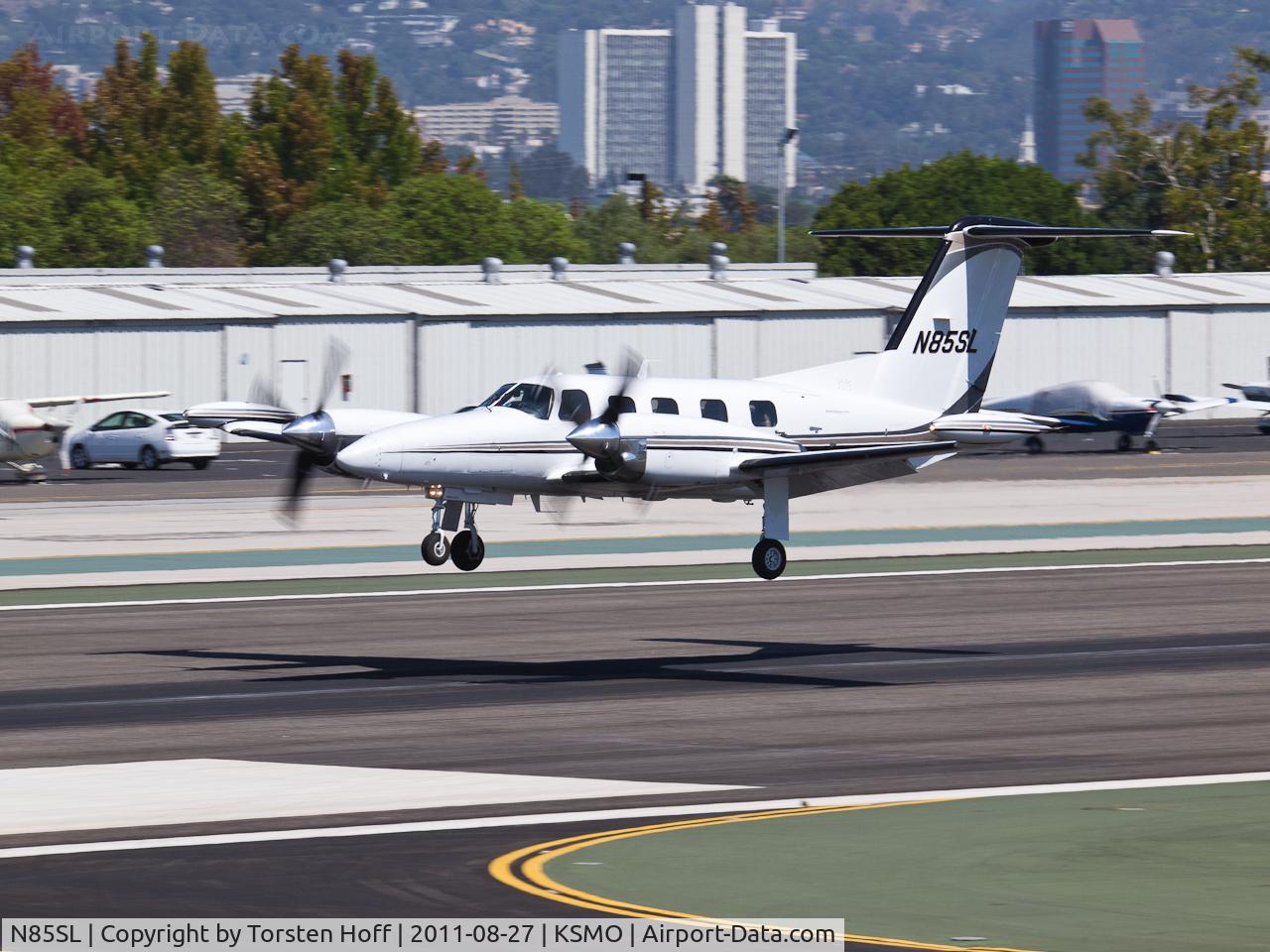 N85SL, 1984 Piper PA-42-1000 Cheyenne 400 C/N 42-5527005, N85SL arriving on RWY 21
