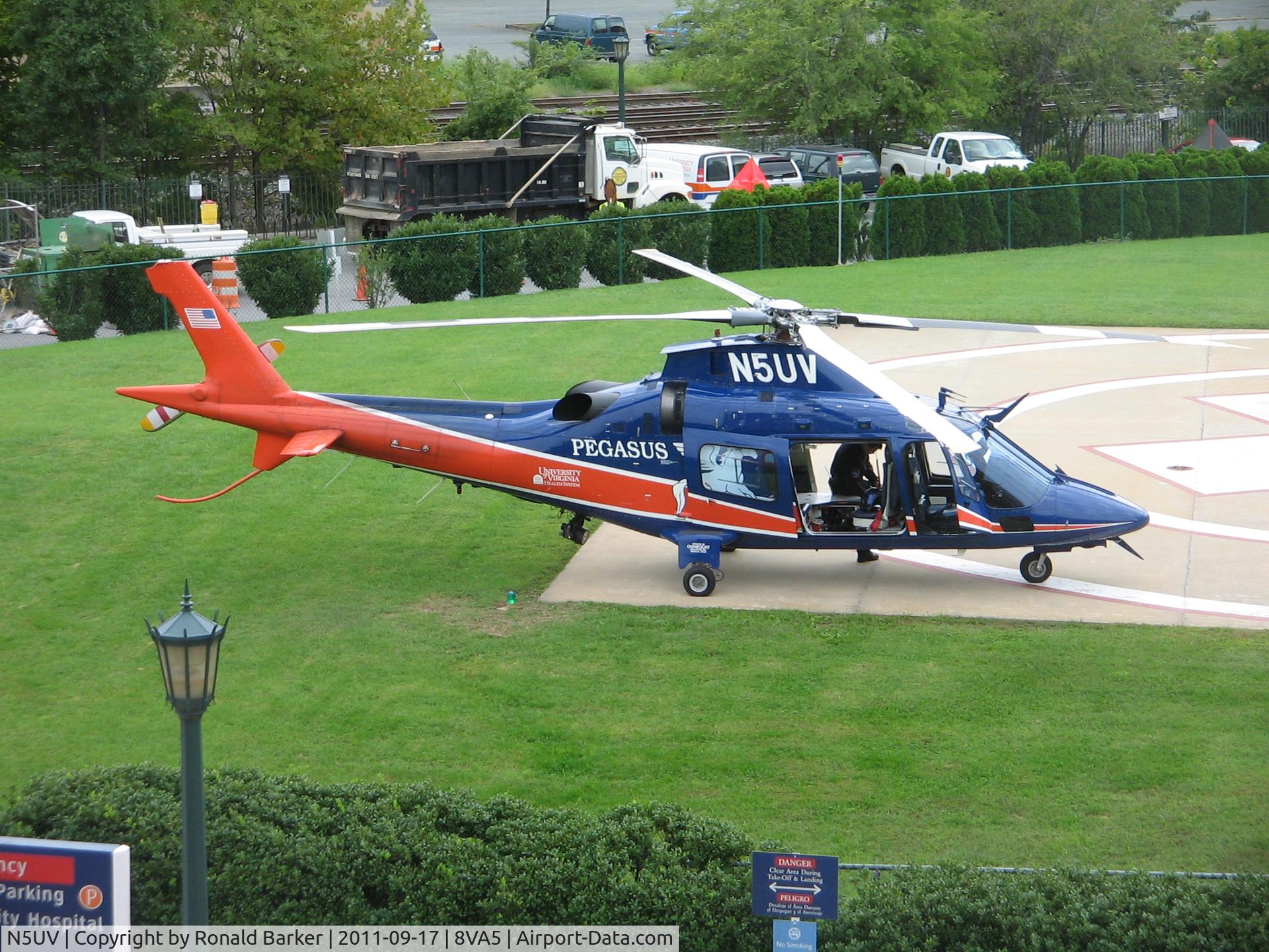 N5UV, Agusta A-109E C/N 11150, UVA Hospital