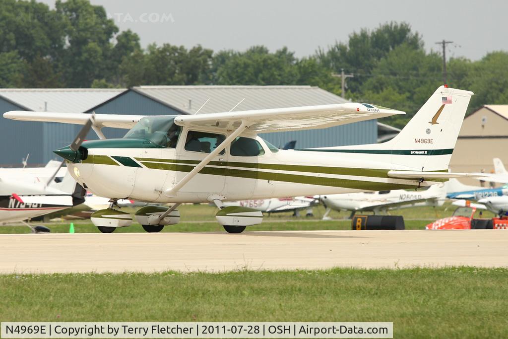 N4969E, 1978 Cessna 172N C/N 17271685, At 2011 Oshkosh