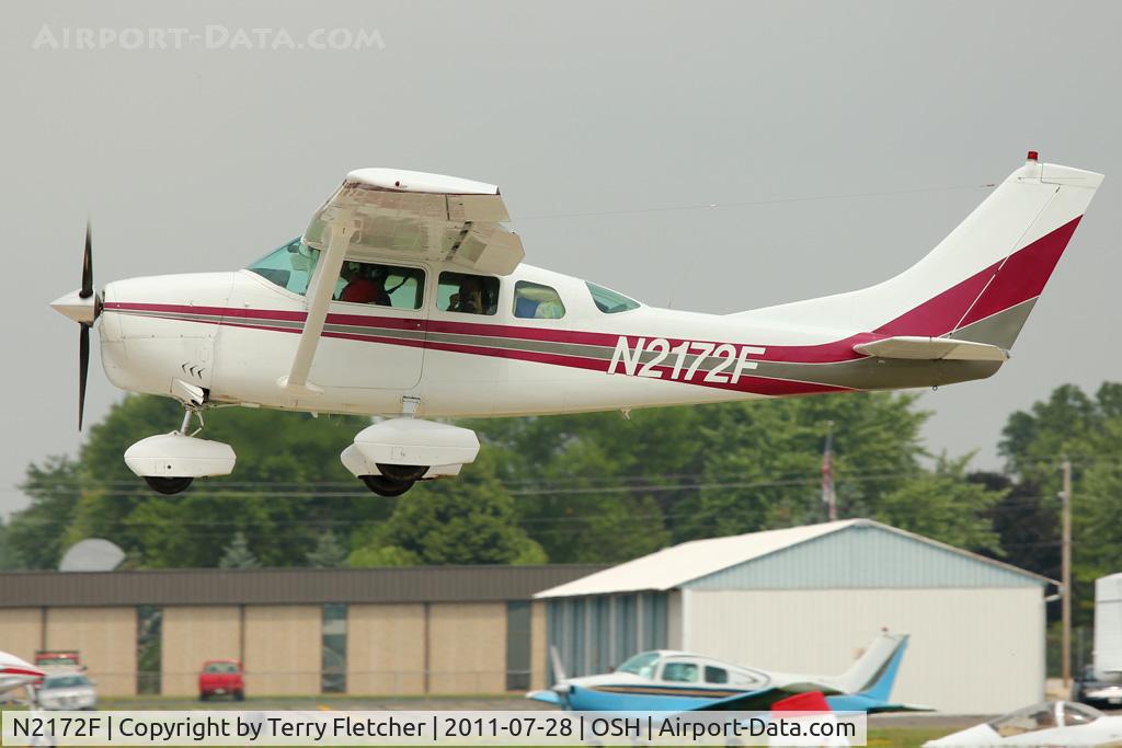 N2172F, 1965 Cessna U206 Super Skywagon C/N U206-0372, At 2011 Oshkosh