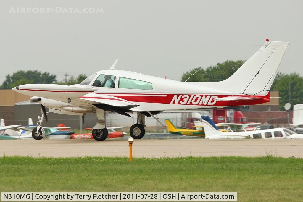 N310MG, 1976 Cessna T310R C/N 310R0724, At 2011 Oshkosh
