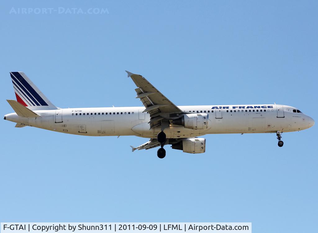 F-GTAI, 2000 Airbus A321-211 C/N 1299, Landing rwy 31R