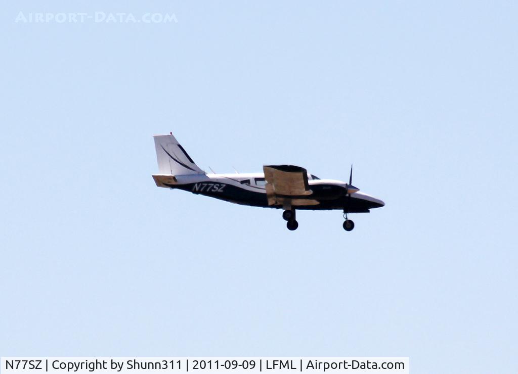 N77SZ, 1977 Piper PA-34-200T C/N 34-7770198, Landing 31L