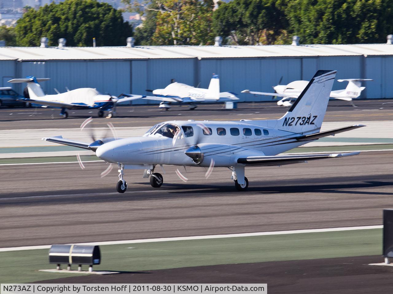 N273AZ, 1979 Cessna 441 C/N 441-0104, N273AZ departing from RWY 21