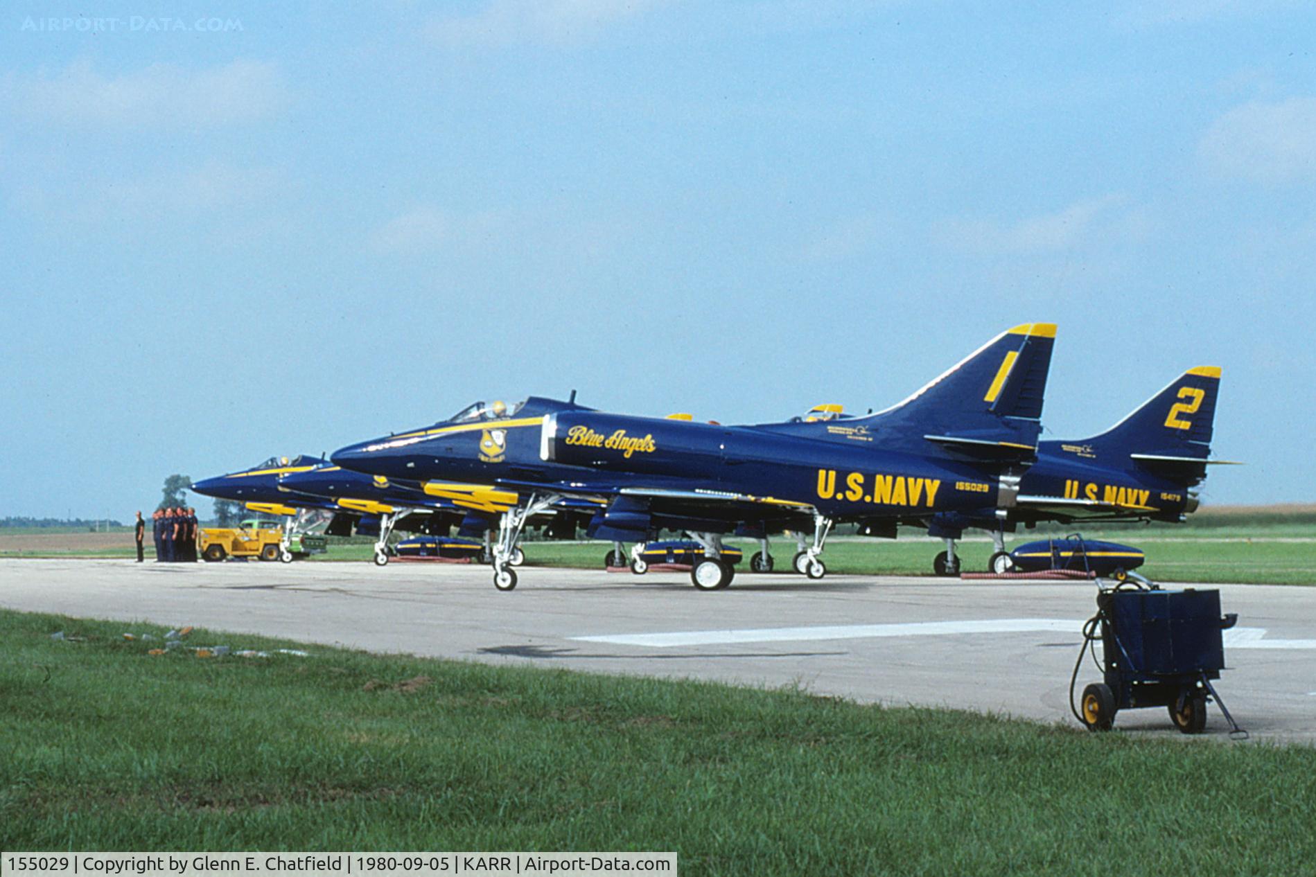 155029, Douglas A-4F Skyhawk C/N 13845, Taxiing out for the show
