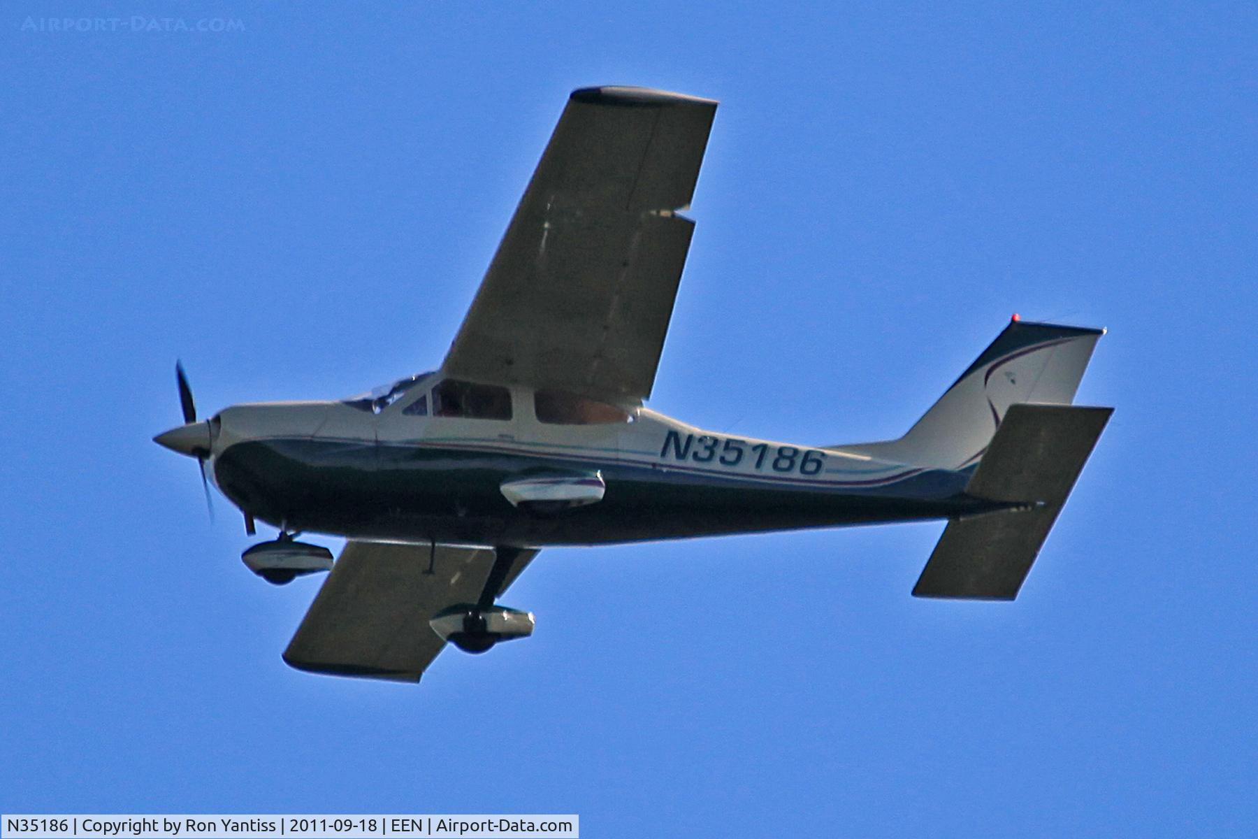 N35186, 1975 Cessna 177B Cardinal C/N 17702253, Final approach runway 02, Dillant-Hopkins Airport, Keene, NH