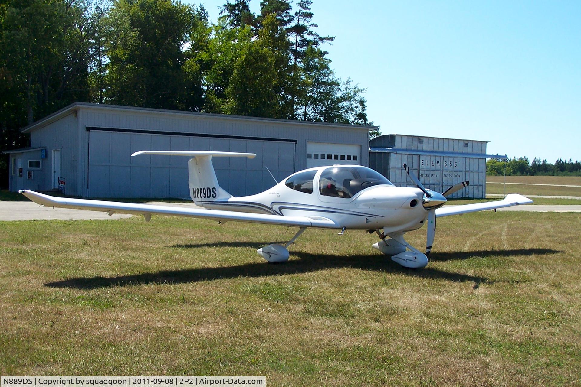 N889DS, 2007 Diamond DA-40 Diamond Star C/N 40.889, Great flight with the family to Washington Island.