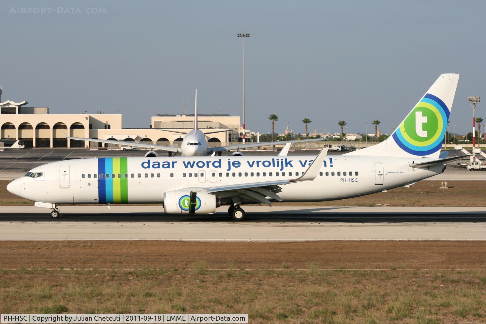 PH-HSC, 2010 Boeing 737-8K2 C/N 34173, Landing Runway 31