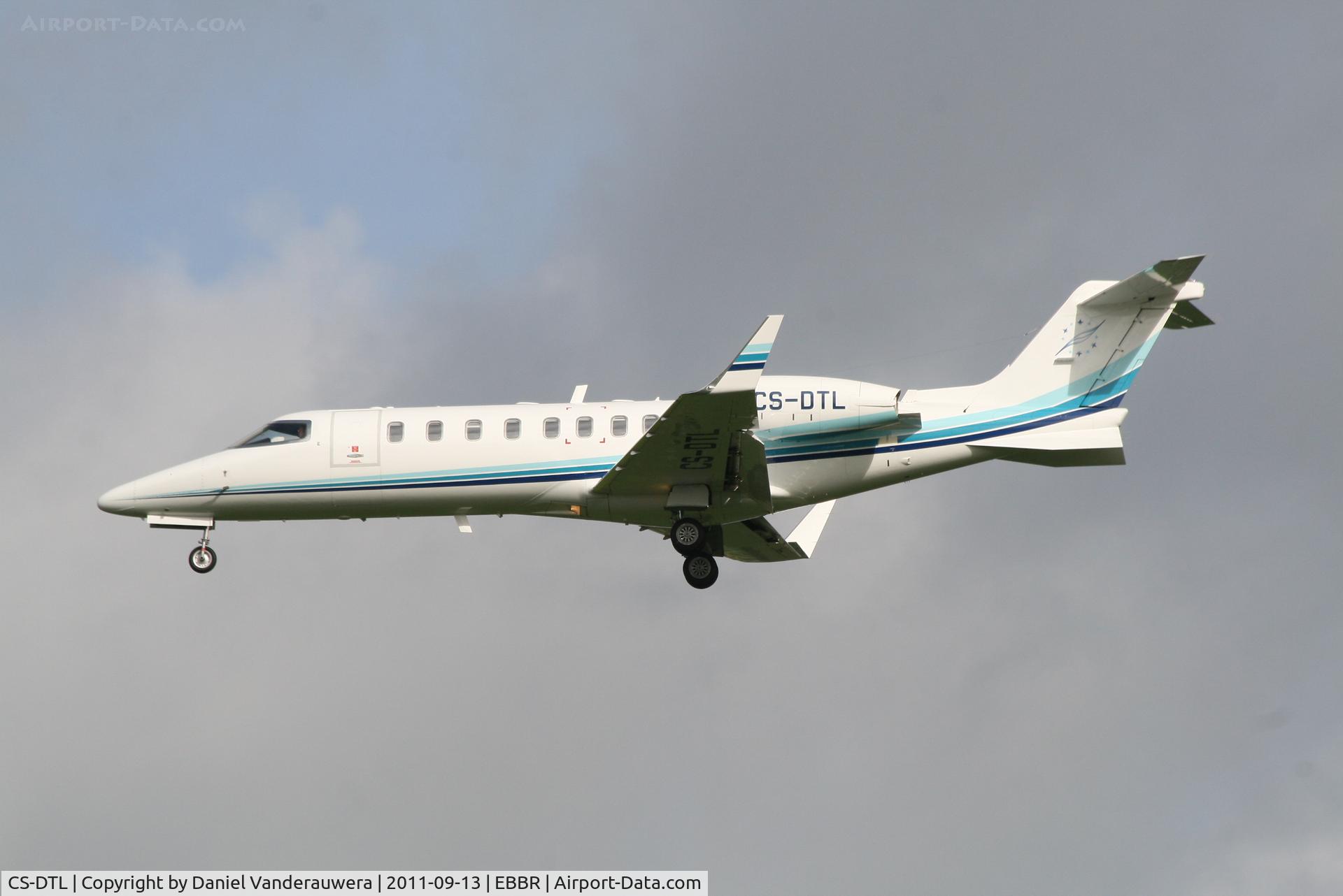 CS-DTL, 2005 Learjet 45 C/N 45-280, Arrival to RWY 25L