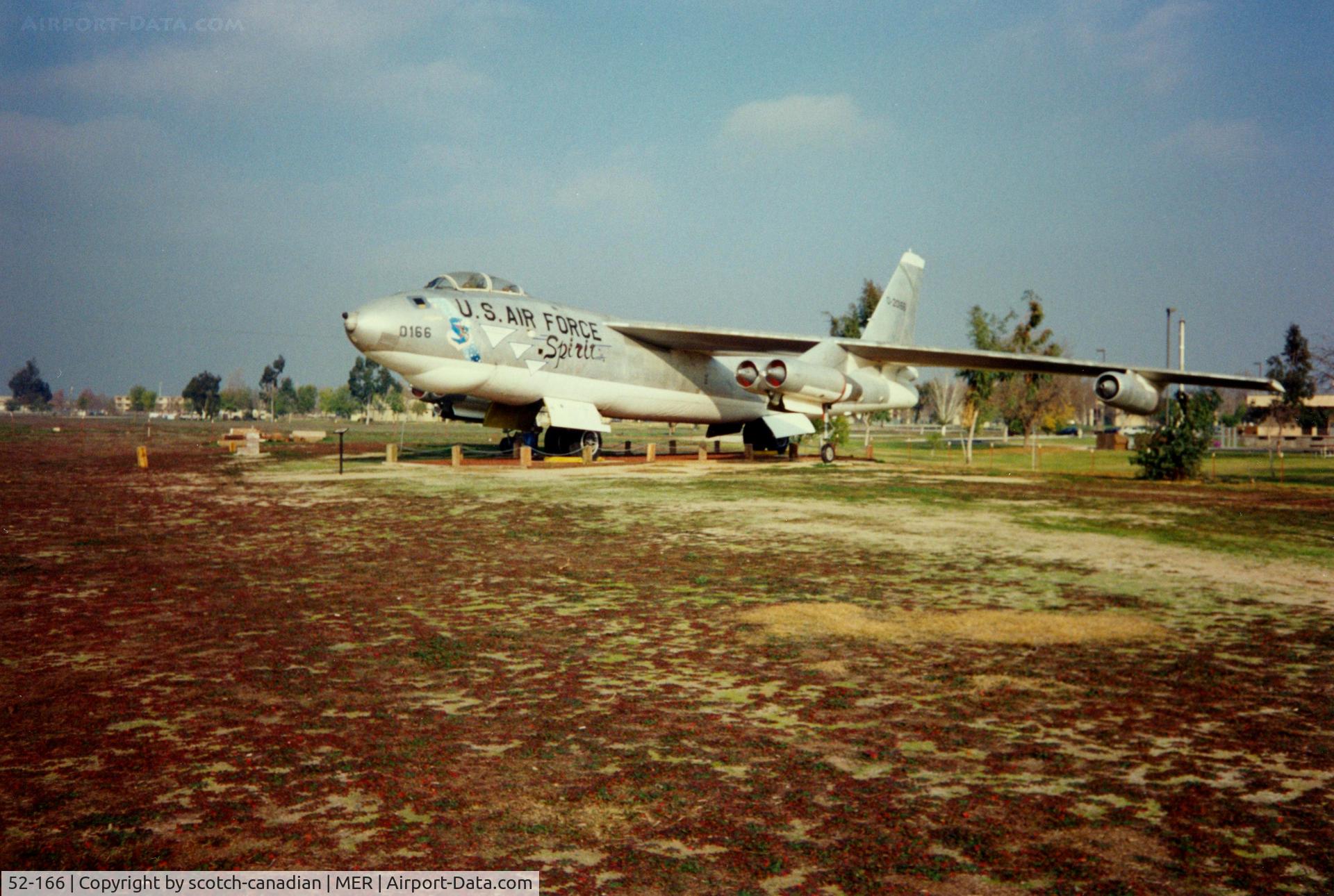 52-166, 1952 Douglas-Tulsa B-47E-25-DT Stratojet C/N 44020, 1952 Douglas-Tulsa B-47E-25-DT Stratojet at Castle Air Museum, Atwater, CA - July 1989