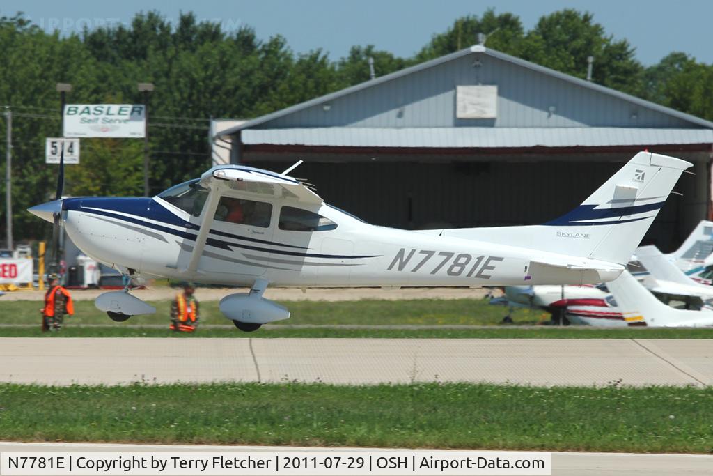 N7781E, 2005 Cessna 182T Skylane C/N 18281621, At 2011 Oshkosh