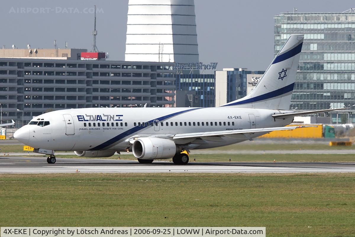 4X-EKE, Boeing 737-758 C/N 29961, ready to depart
