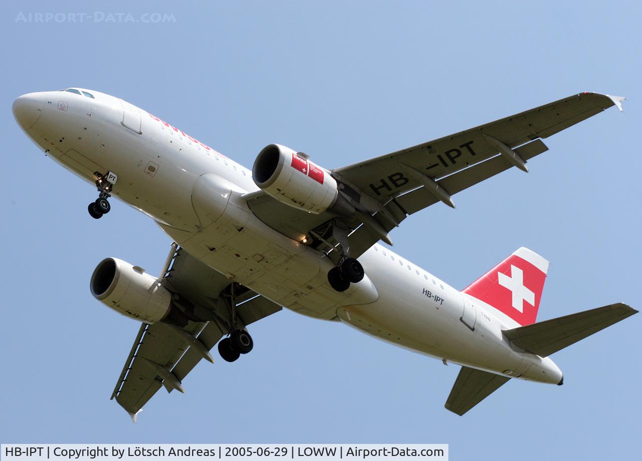 HB-IPT, 1997 Airbus A319-112 C/N 727, arrival at RWY34