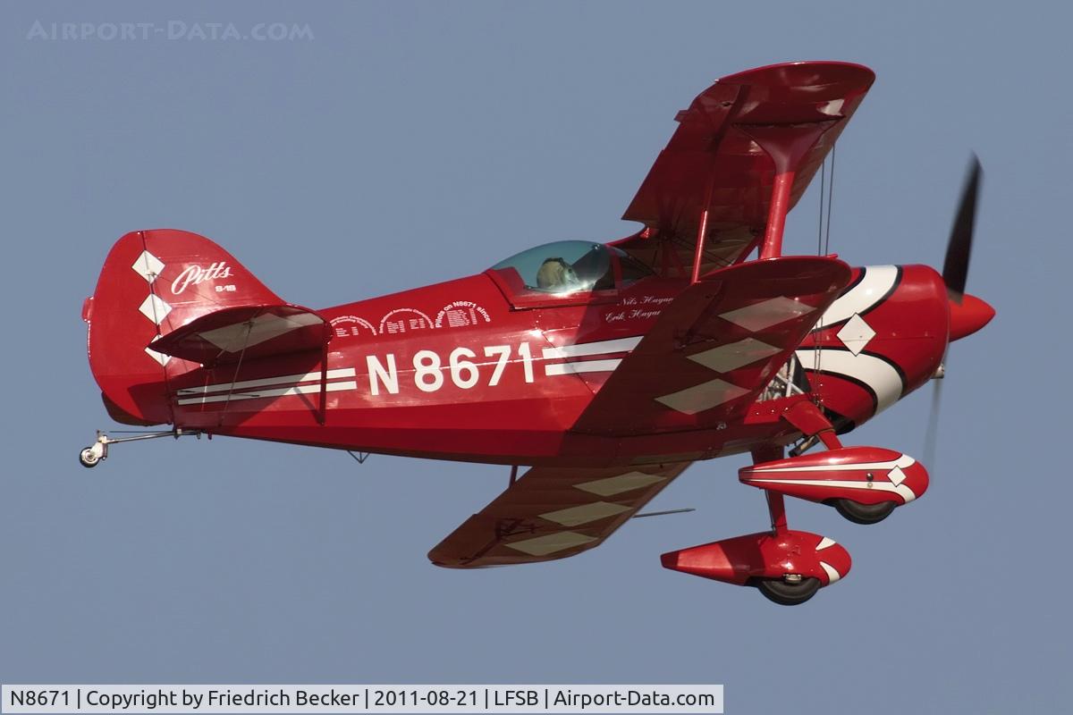 N8671, Pitts S-1S Special C/N 25P, on final