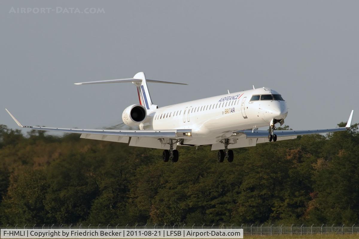 F-HMLI, 2011 Bombardier CRJ-1000EL NG (CL-600-2E25) C/N 19014, on final