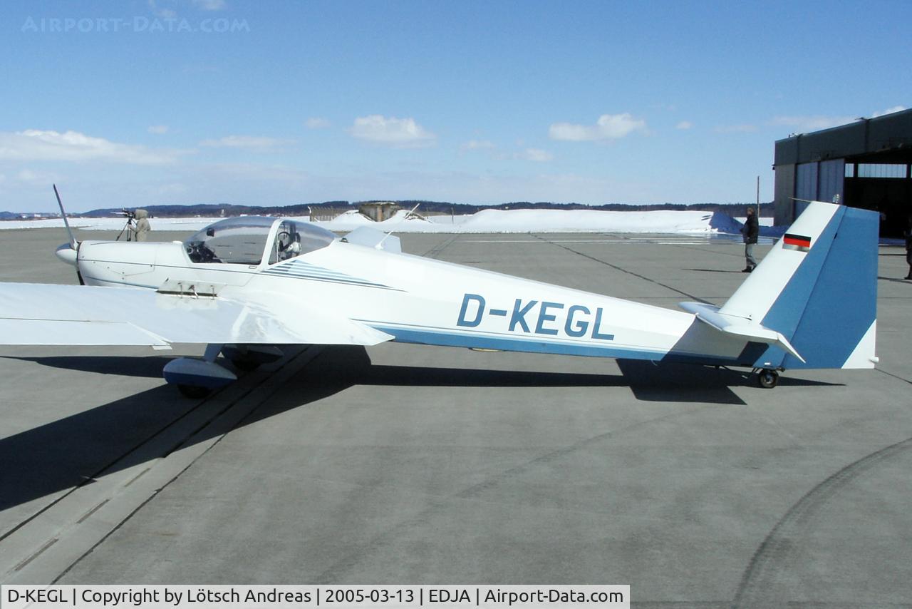 D-KEGL, Scheibe SF-25C Falke C/N 44525, Motorglider