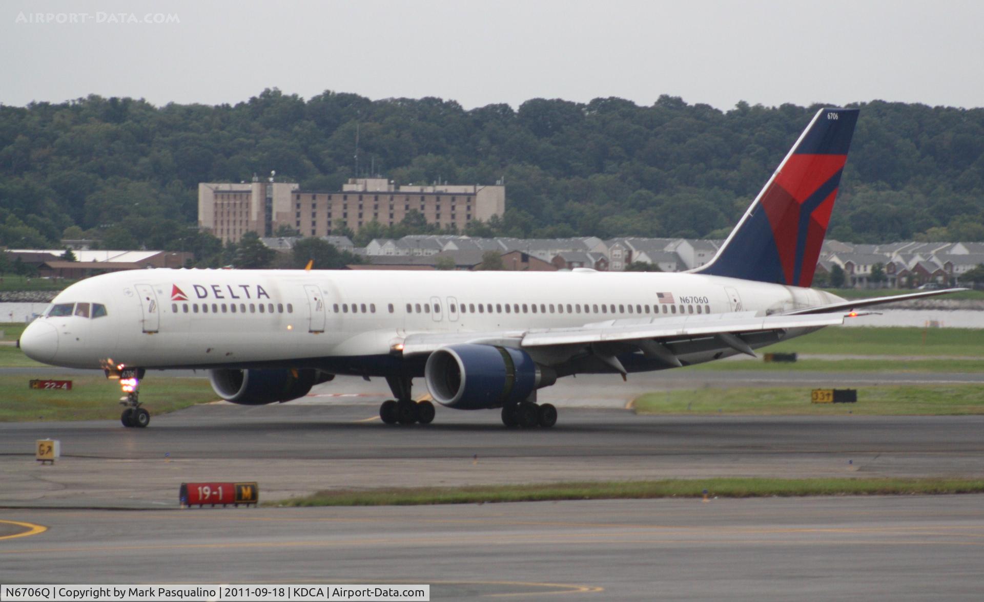 N6706Q, 2000 Boeing 757-232 C/N 30422, Boeing 757-200