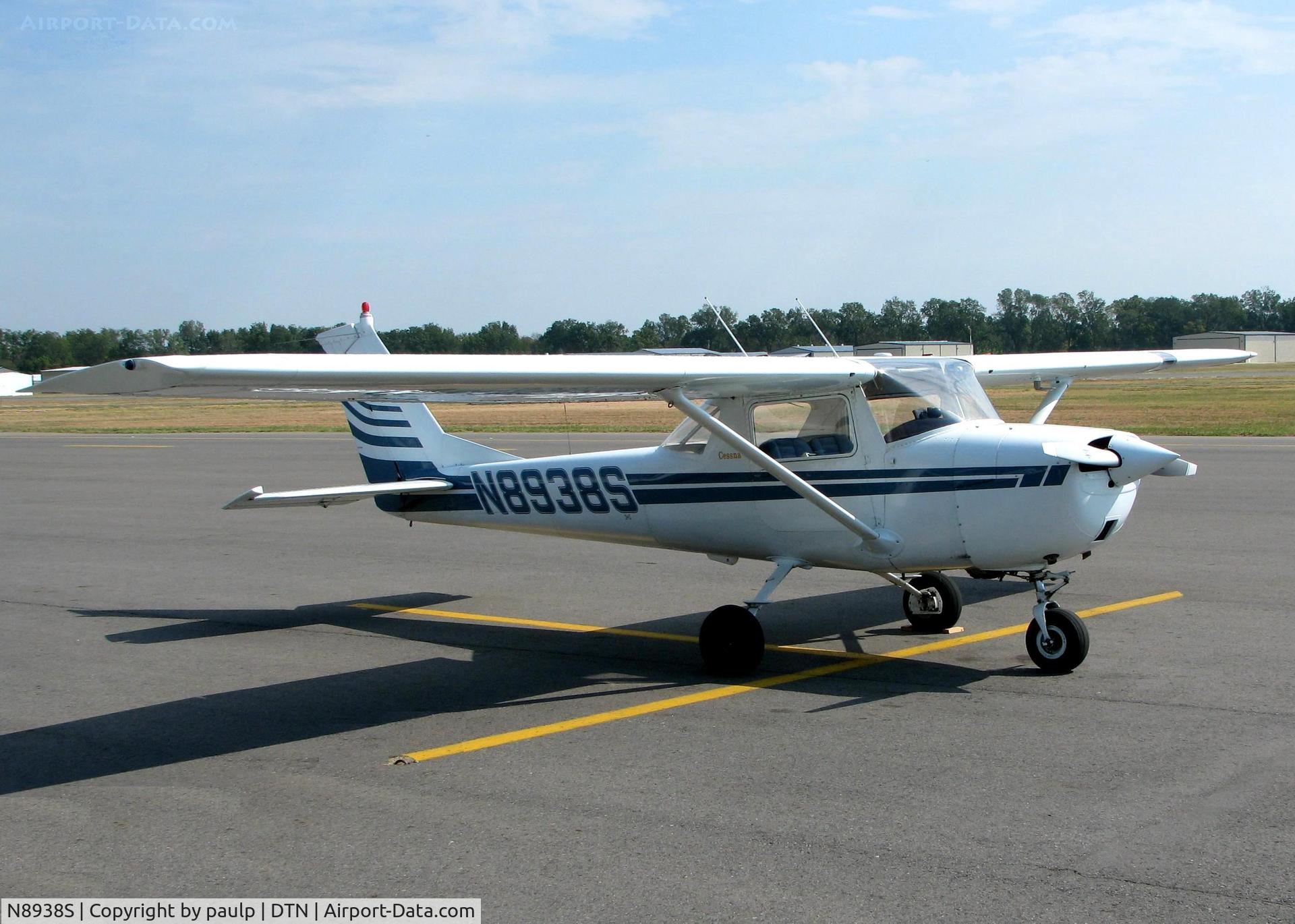N8938S, 1965 Cessna 150F C/N 15062238, At Downtown Shreveport.