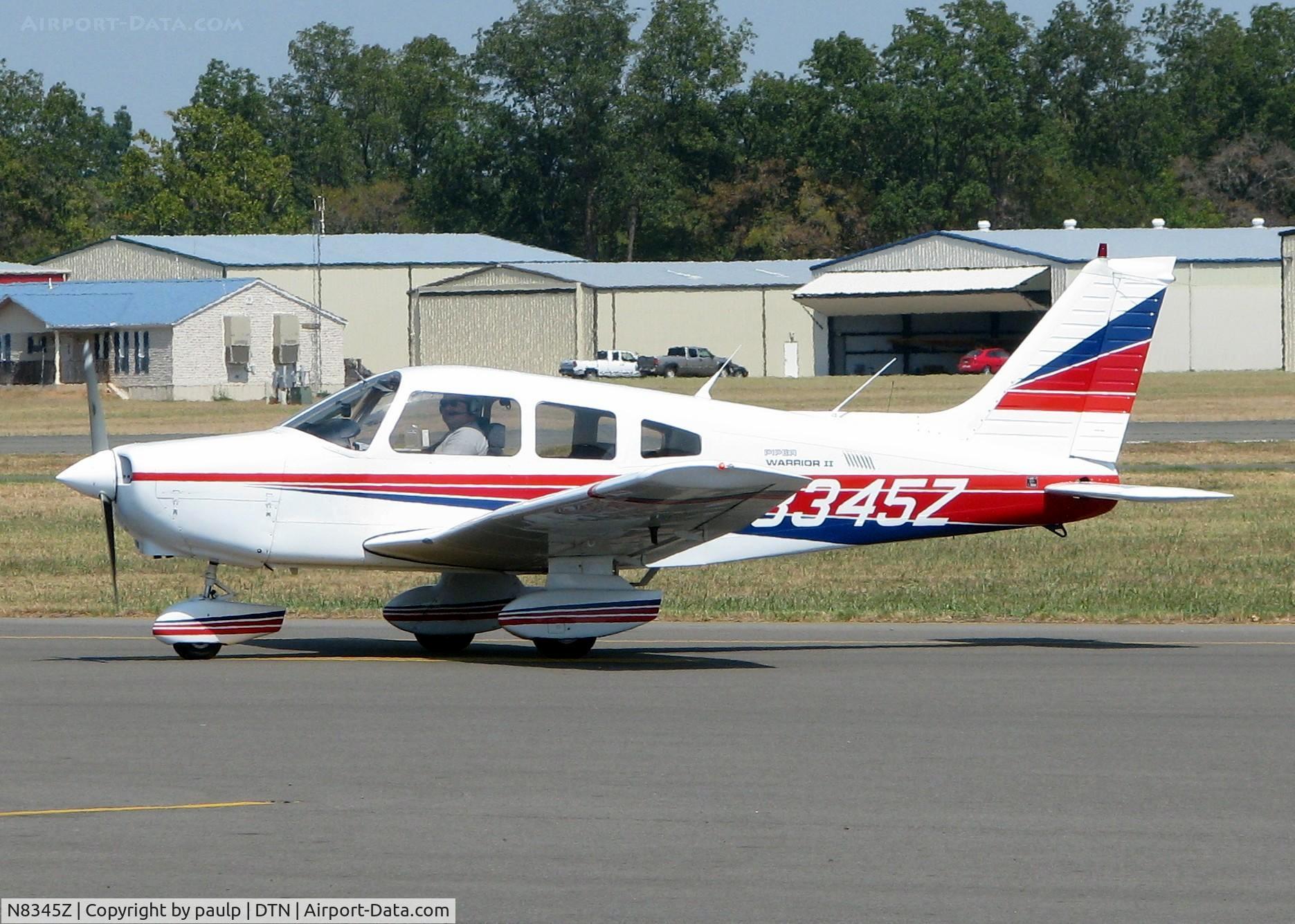 N8345Z, 1981 Piper PA-28-161 C/N 28-8116167, At Downtown Shreveport.