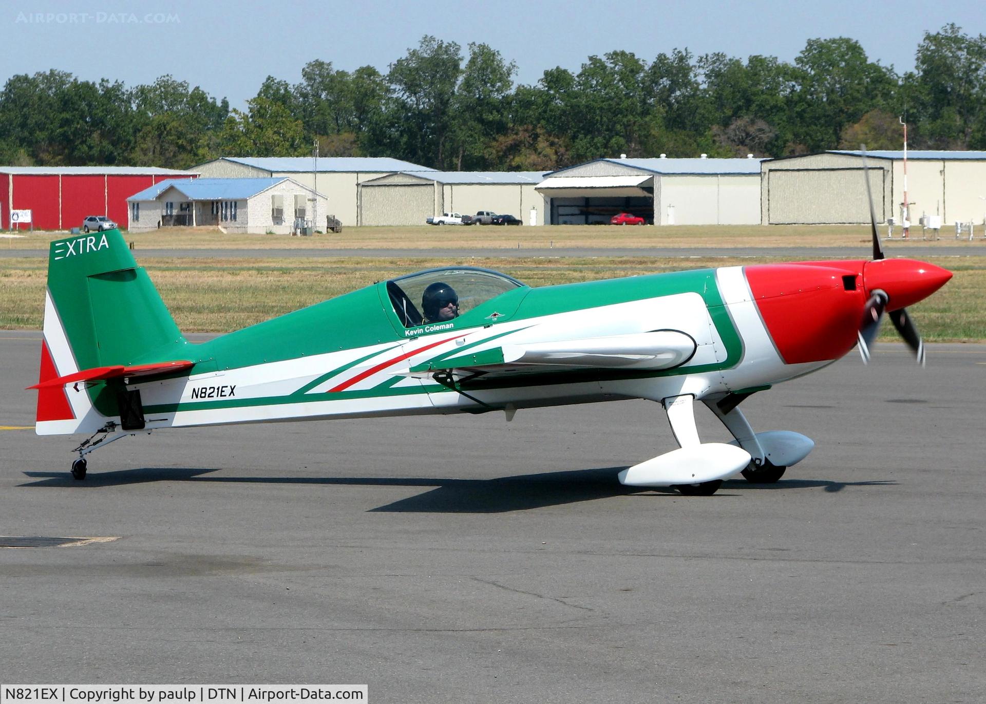 N821EX, 2006 Extra EA-300S C/N 1035, At Downtown Shreveport.