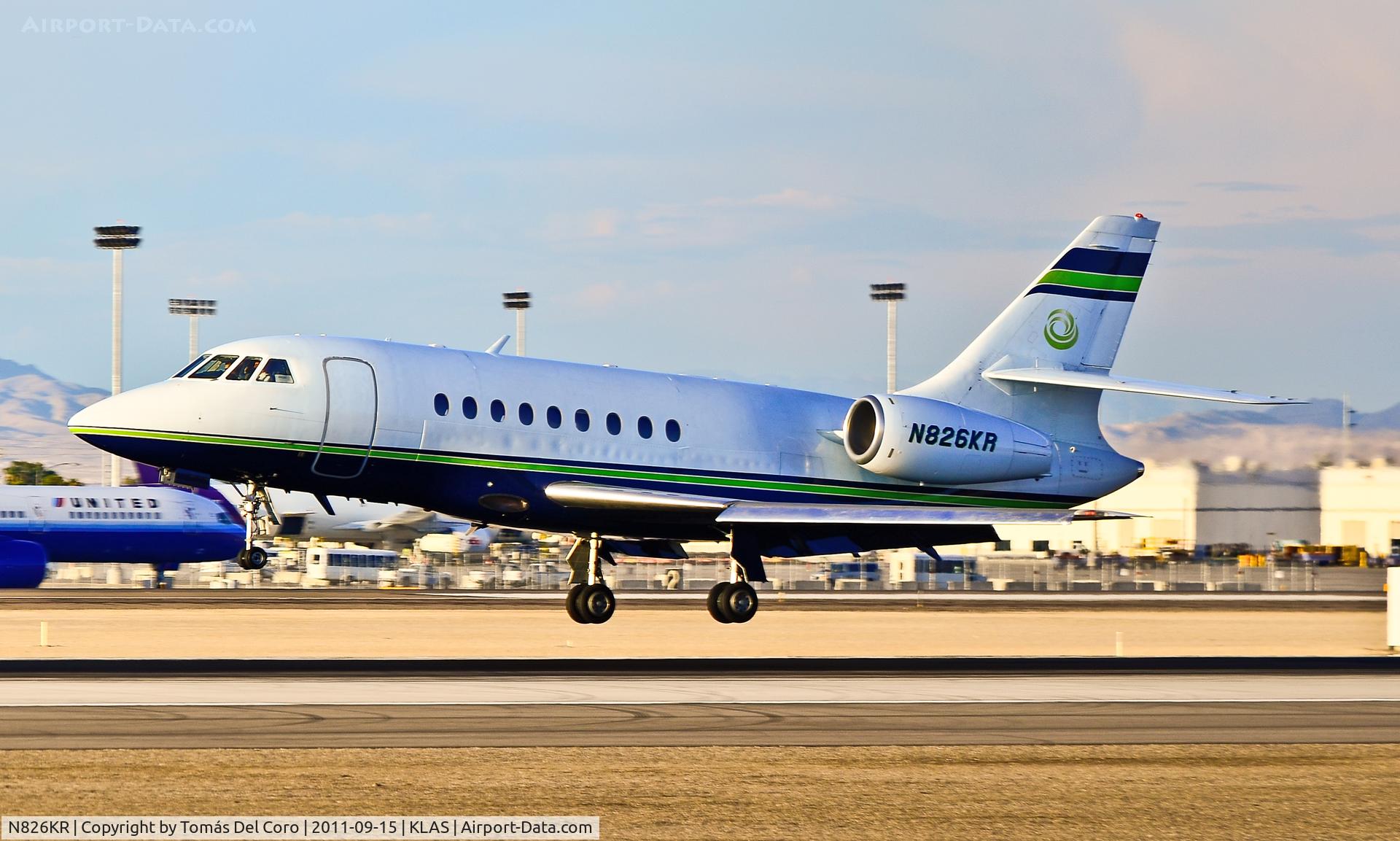 N826KR, 2002 Dassault Falcon 2000 C/N 182, N826KR 2002 Dassault Aviation FALCON 2000 C/N 182

Las Vegas - McCarran International (LAS / KLAS)
USA - Nevada, September 15, 2011
Photo: Tomás Del Coro
