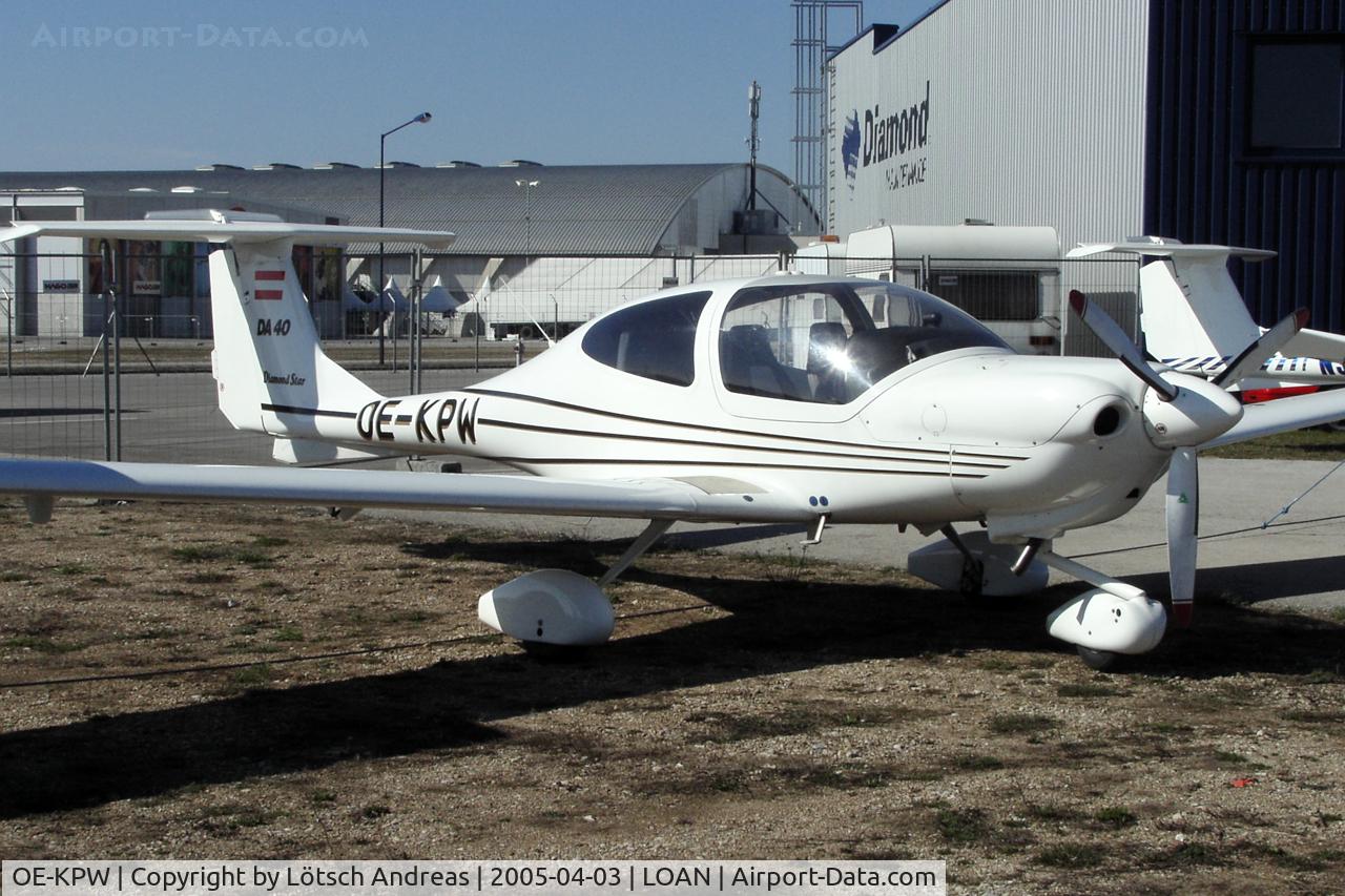 OE-KPW, 2000 Diamond DA-40-180 Diamond Star C/N 40.007, the 7th DA40 was produced