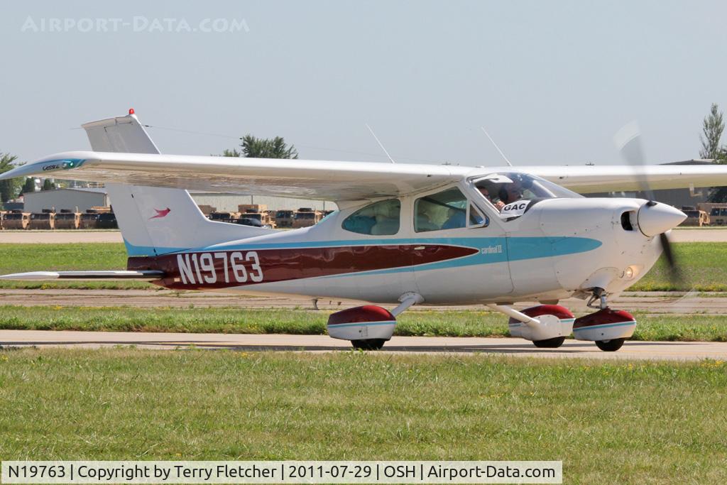 N19763, 1976 Cessna 177B Cardinal C/N 17702591, At 2011 Oshkosh