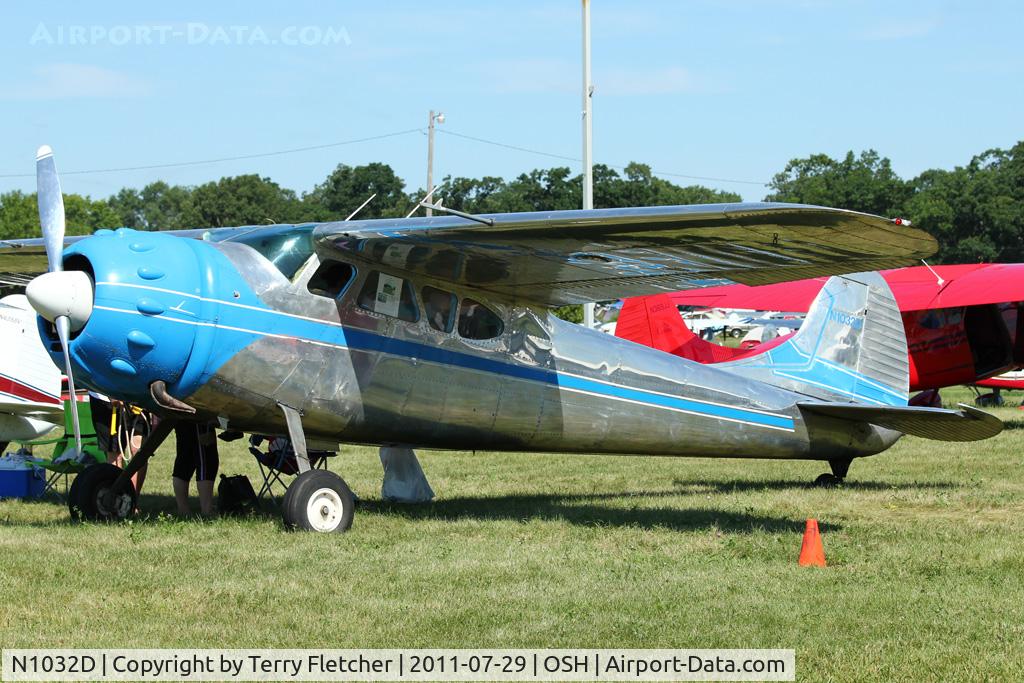 N1032D, 1951 Cessna 195A C/N 7716, At 2011 Oshkosh