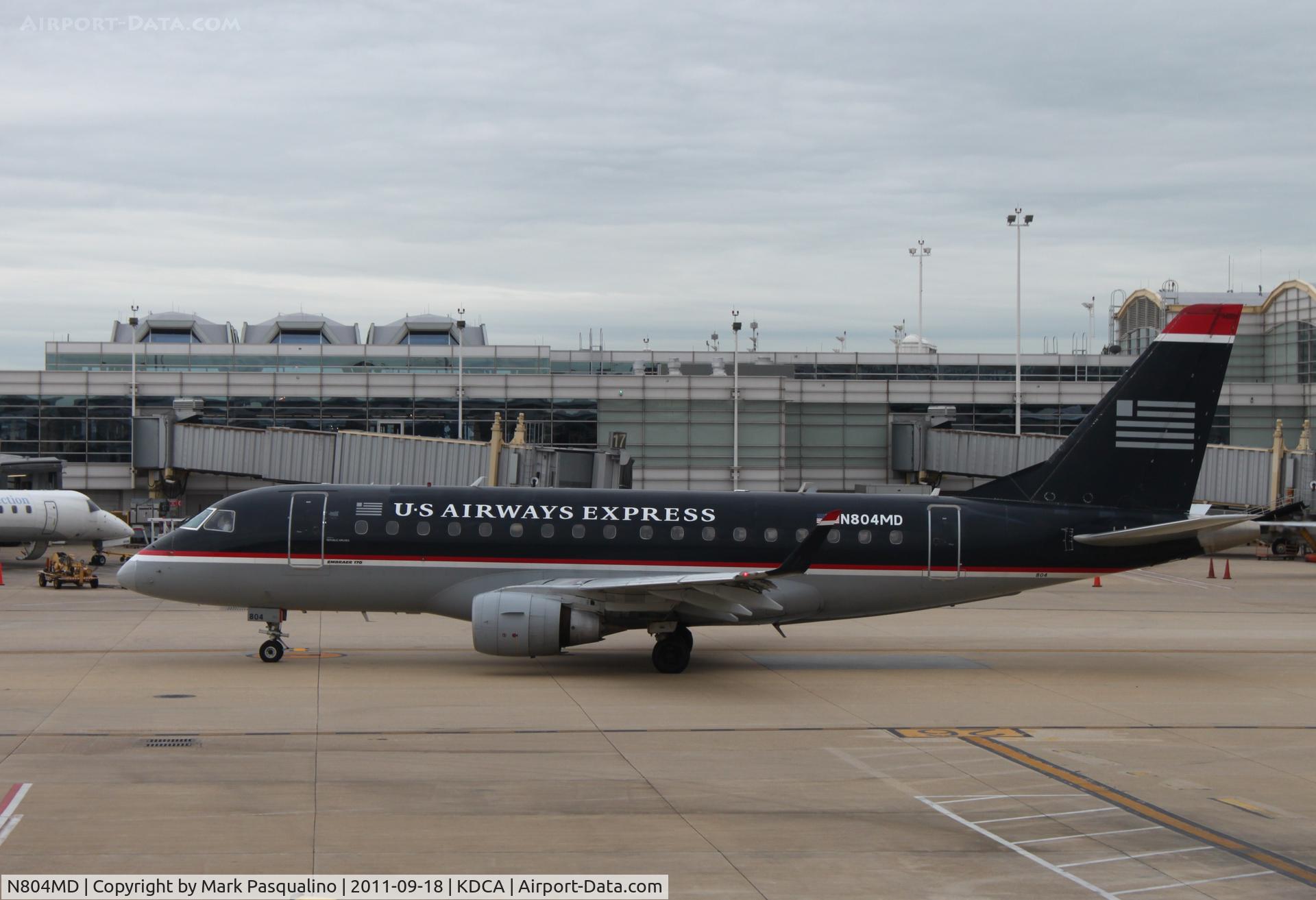 N804MD, 2004 Embraer 170SU (ERJ-170-100SU) C/N 17000016, ERJ 170-100 SU