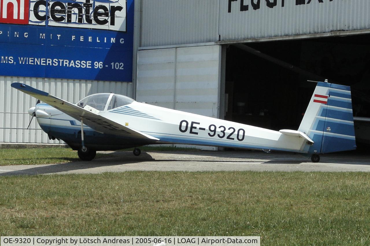 OE-9320, Scheibe SF-25C Falke C/N 44150, Krems / Langenlois