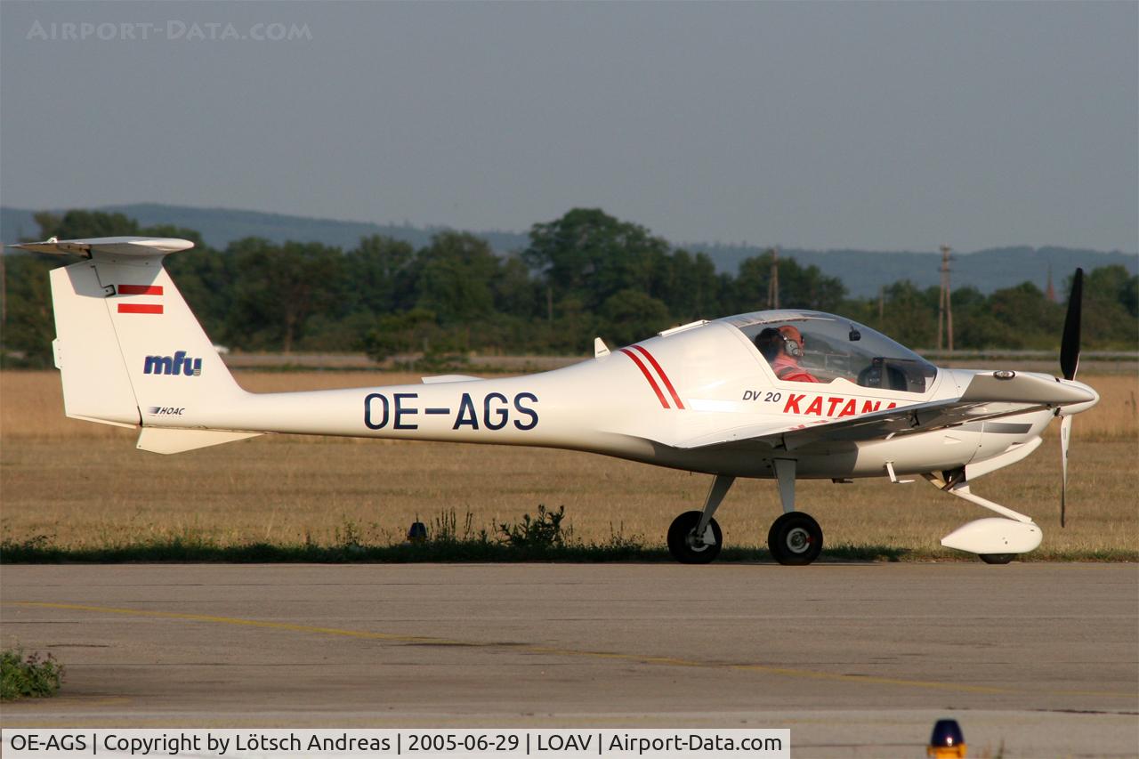 OE-AGS, HOAC DV-20 Katana C/N 20032, Bad Voeslau