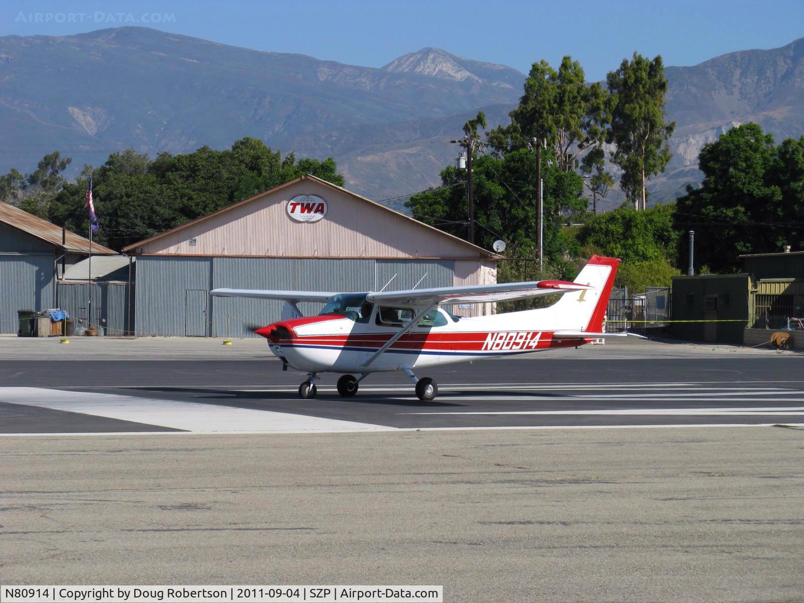 N80914, 1976 Cessna 172M C/N 17266799, 1976 Cessna 172M SKYHAWK, Lycoming O-320-E2D 150 Hp, takeoff roll Rwy 22