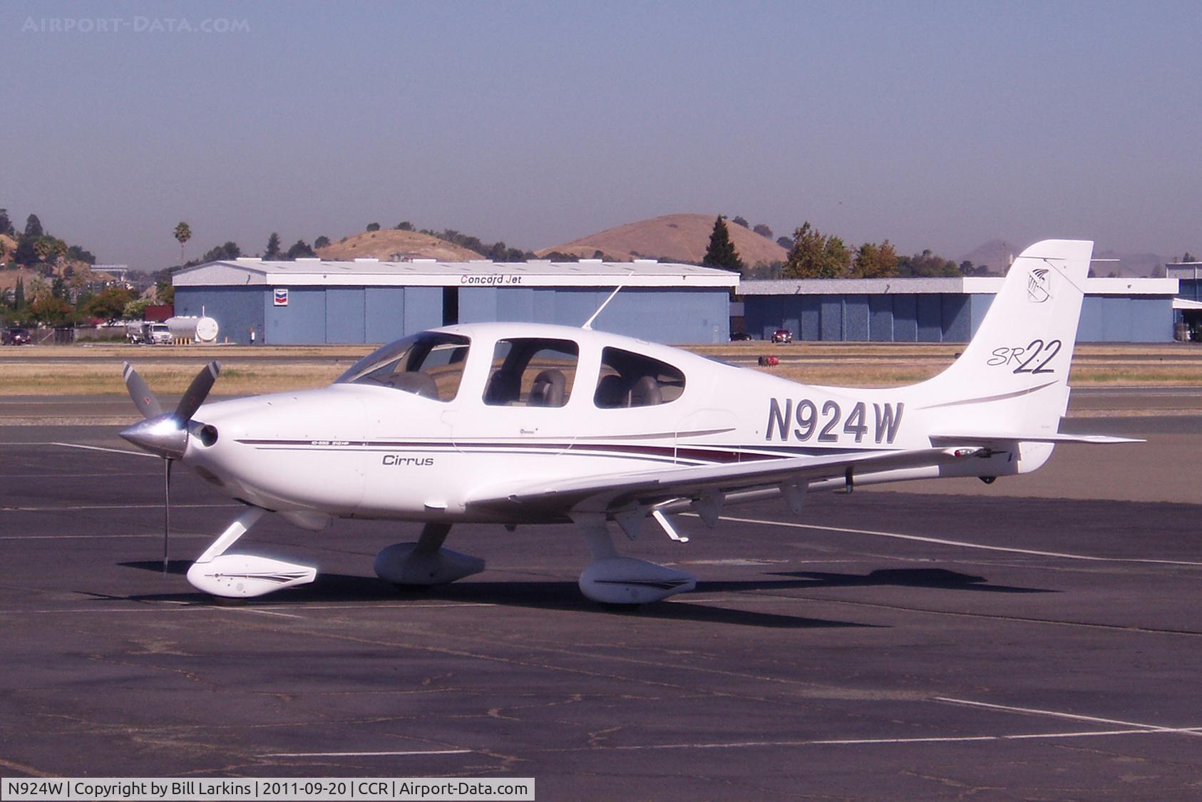 N924W, 2001 Cirrus SR22 C/N 0048, Visitor