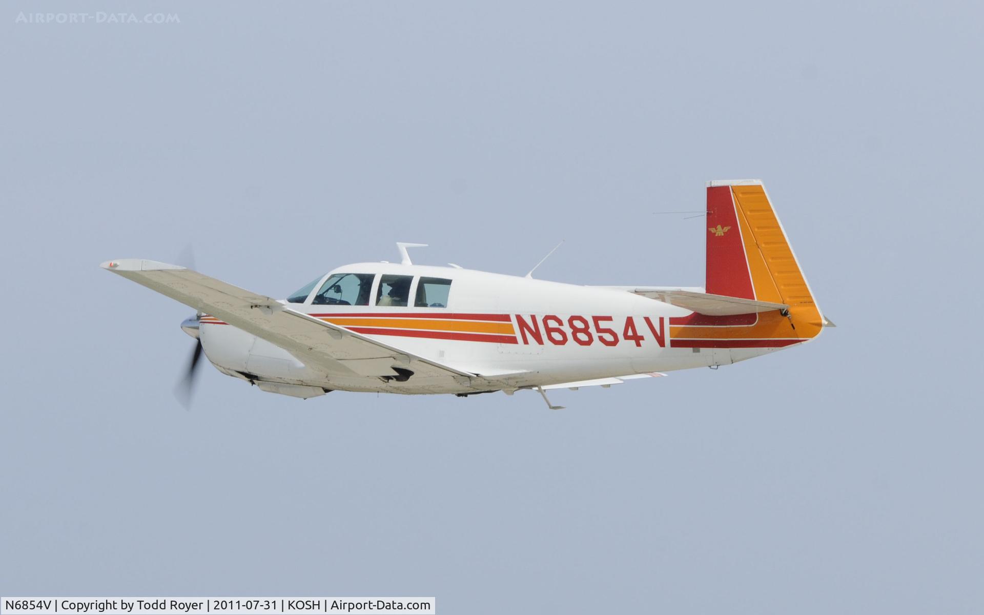 N6854V, 1975 Mooney M20F Executive C/N 22-1247, AIRVENTURE 2011