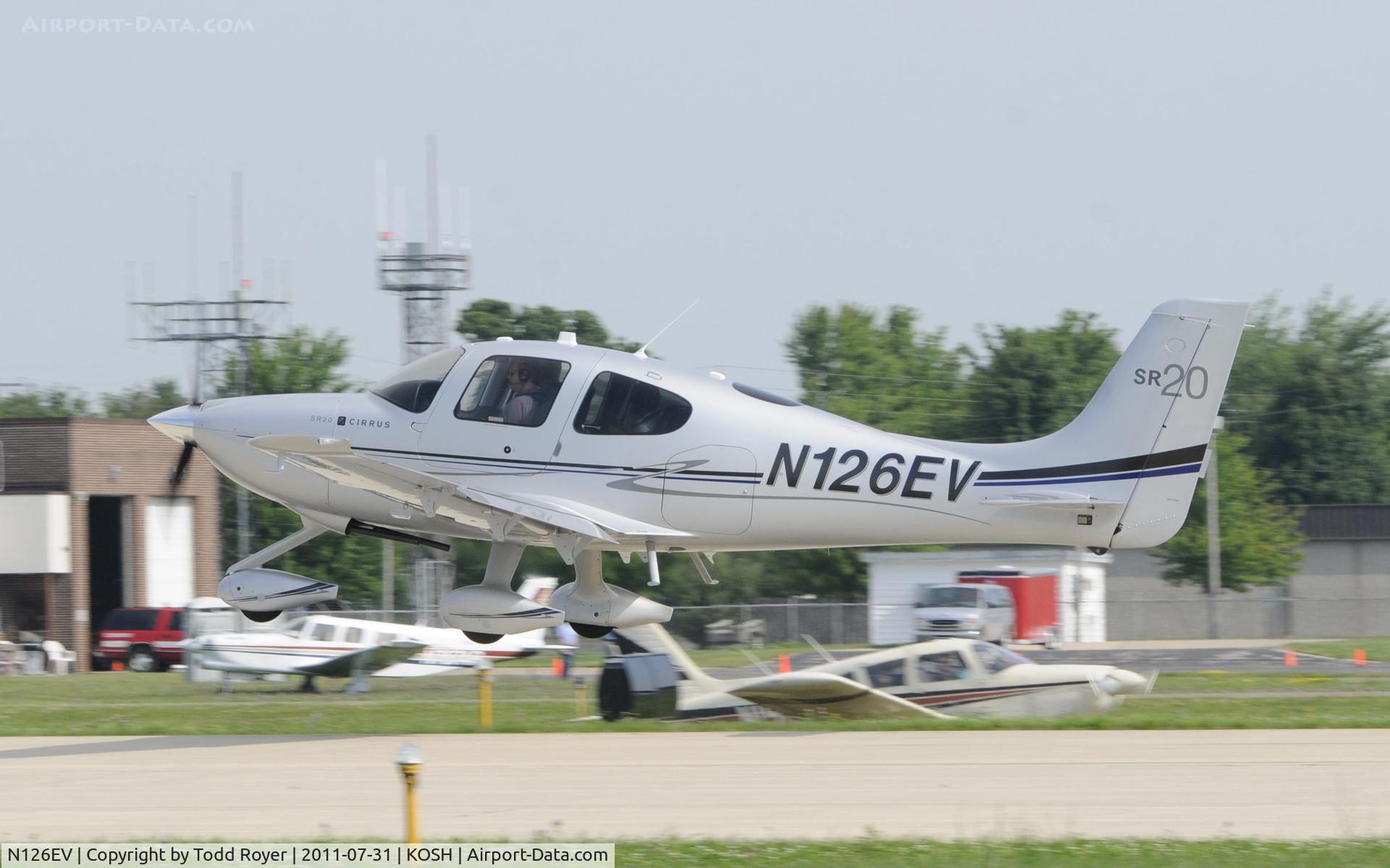 N126EV, Cirrus SR20 C/N 2083, AIRVENTURE 2011