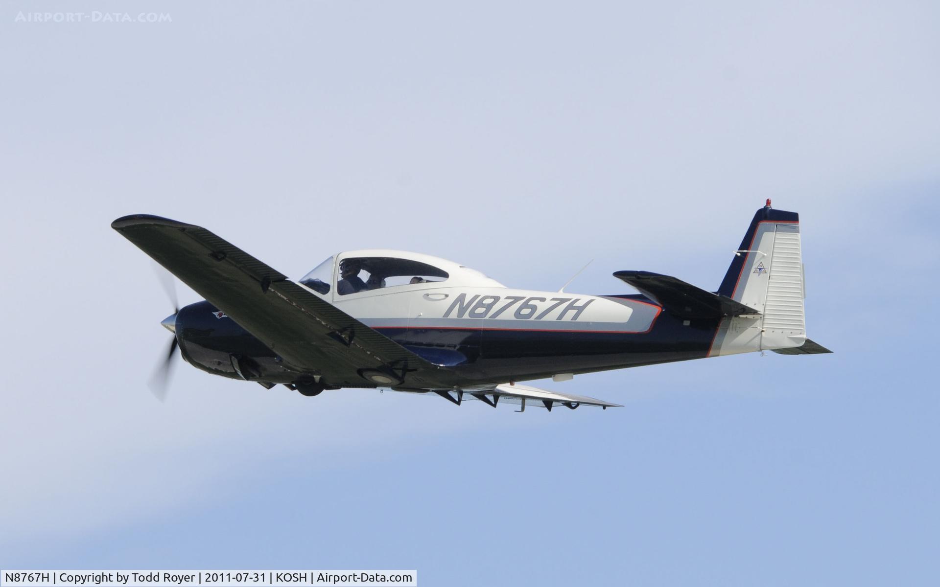 N8767H, 1947 North American Navion C/N NAV-4-767, AIRVENTURE 2011
