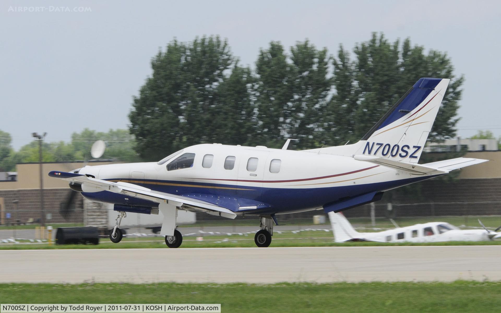 N700SZ, 1995 Socata TBM-700 C/N 102, AIRVENTURE 2011