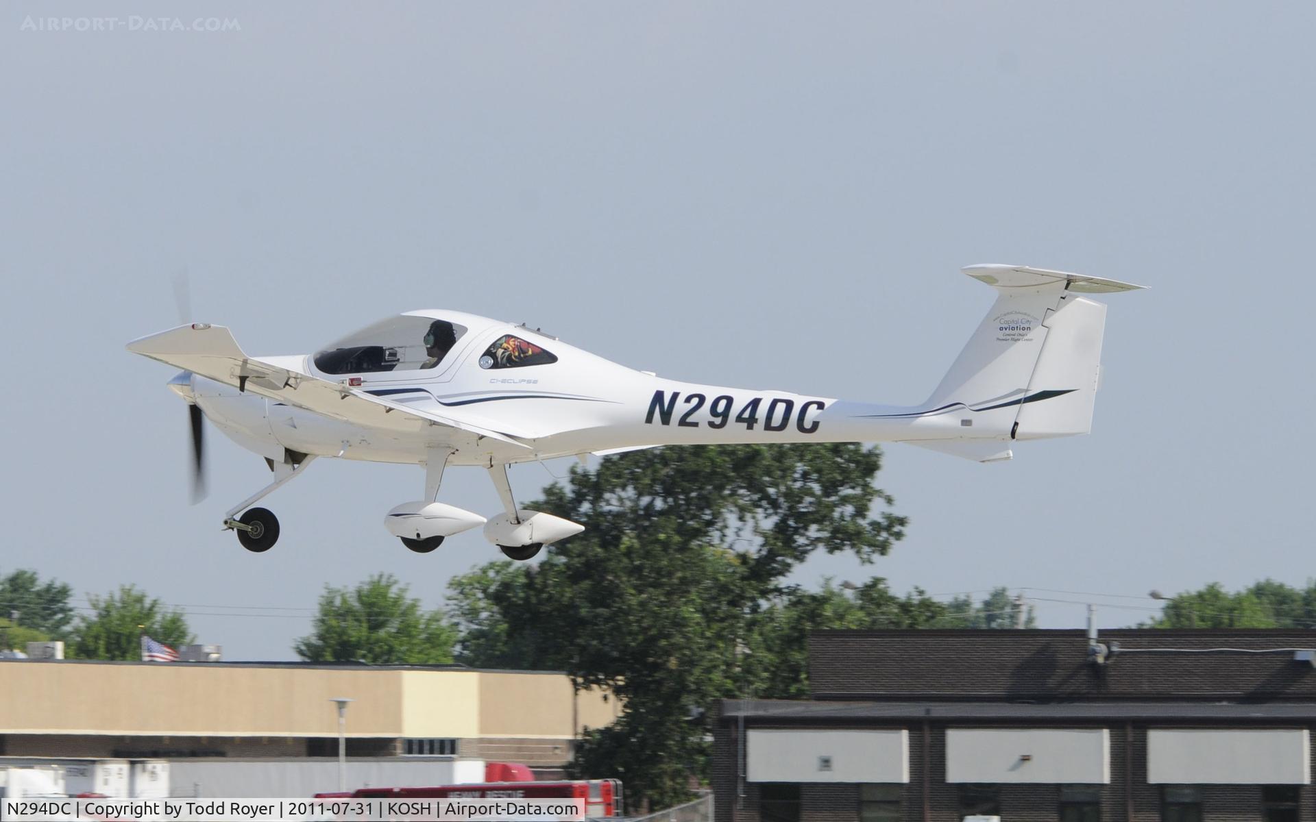 N294DC, Diamond DA-20C-1 Eclipse C/N C0529, AIRVENTURE 2011