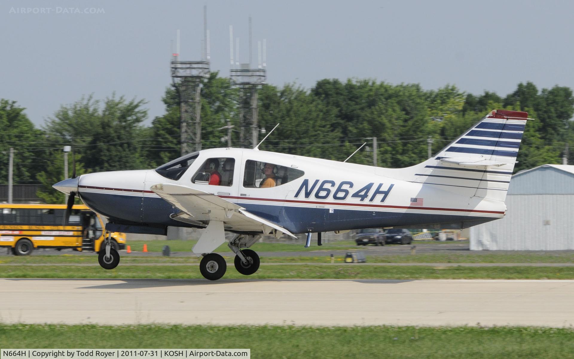 N664H, 1999 Rockwell Commander 114-B C/N 14664, AIRVENTURE 2011