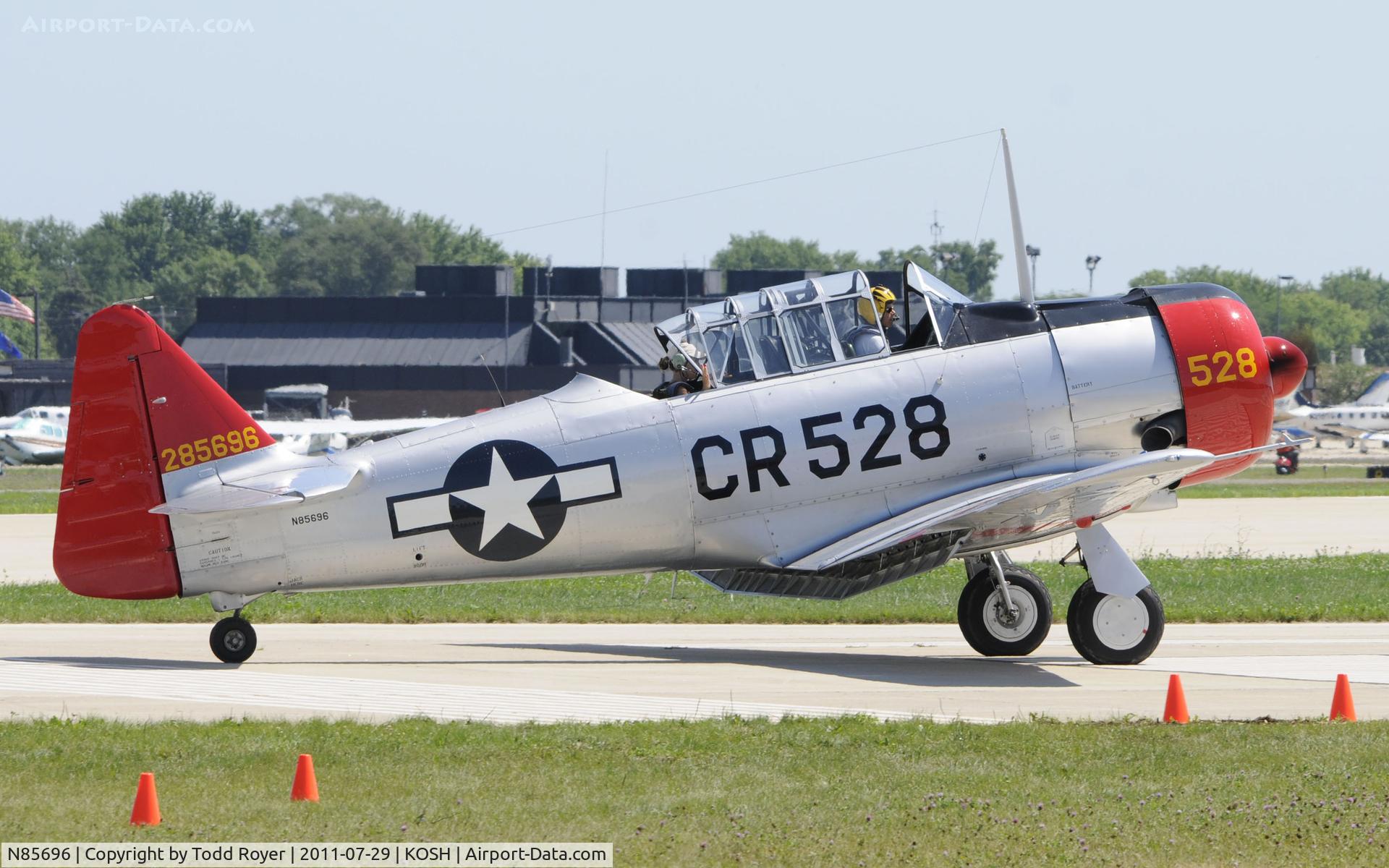 N85696, 1942 North American AT-6D C/N 42-85696, AIRVENTURE 2011