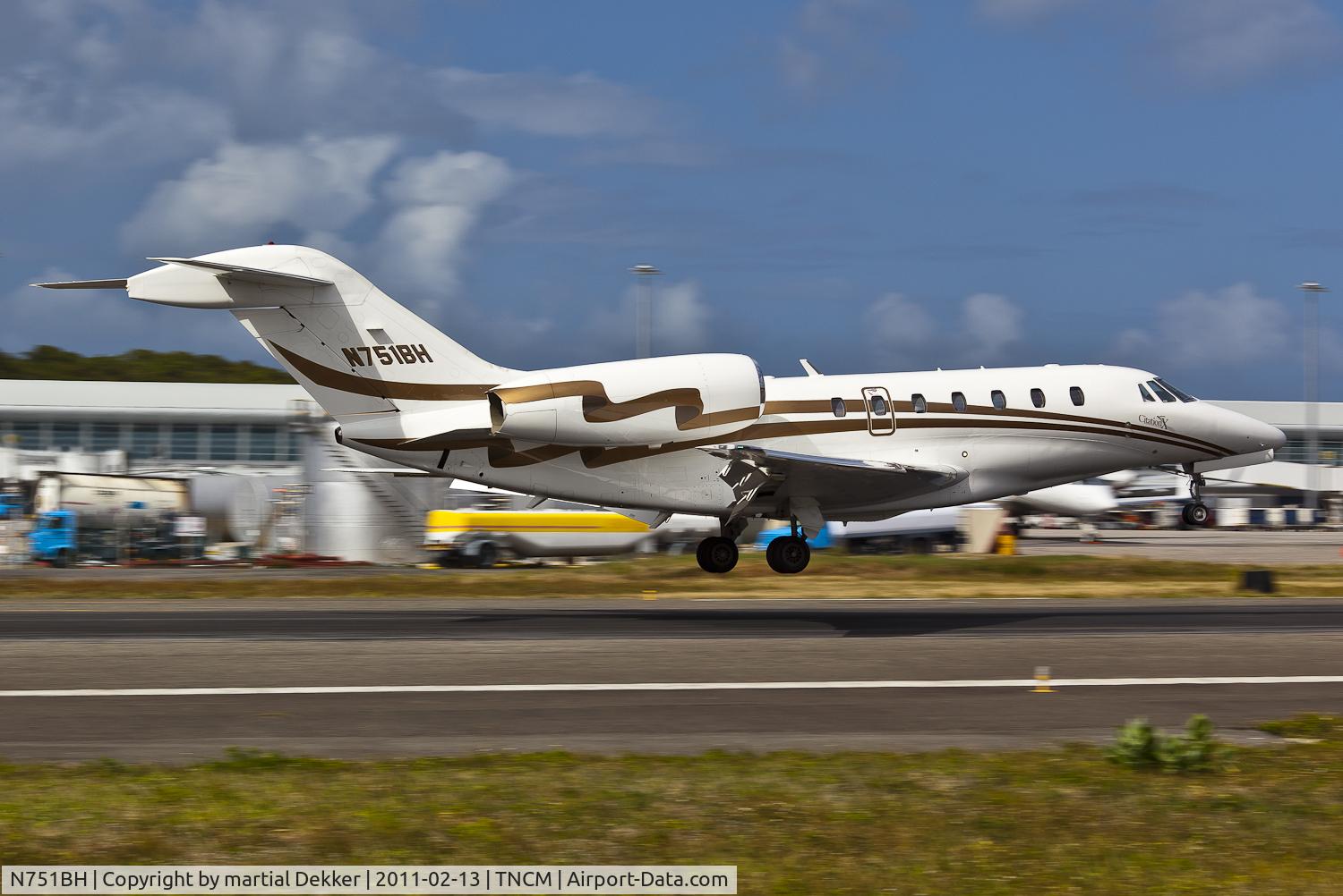 N751BH, 1998 Cessna 750 Citation X Citation X C/N 750-0059, landing at sxm