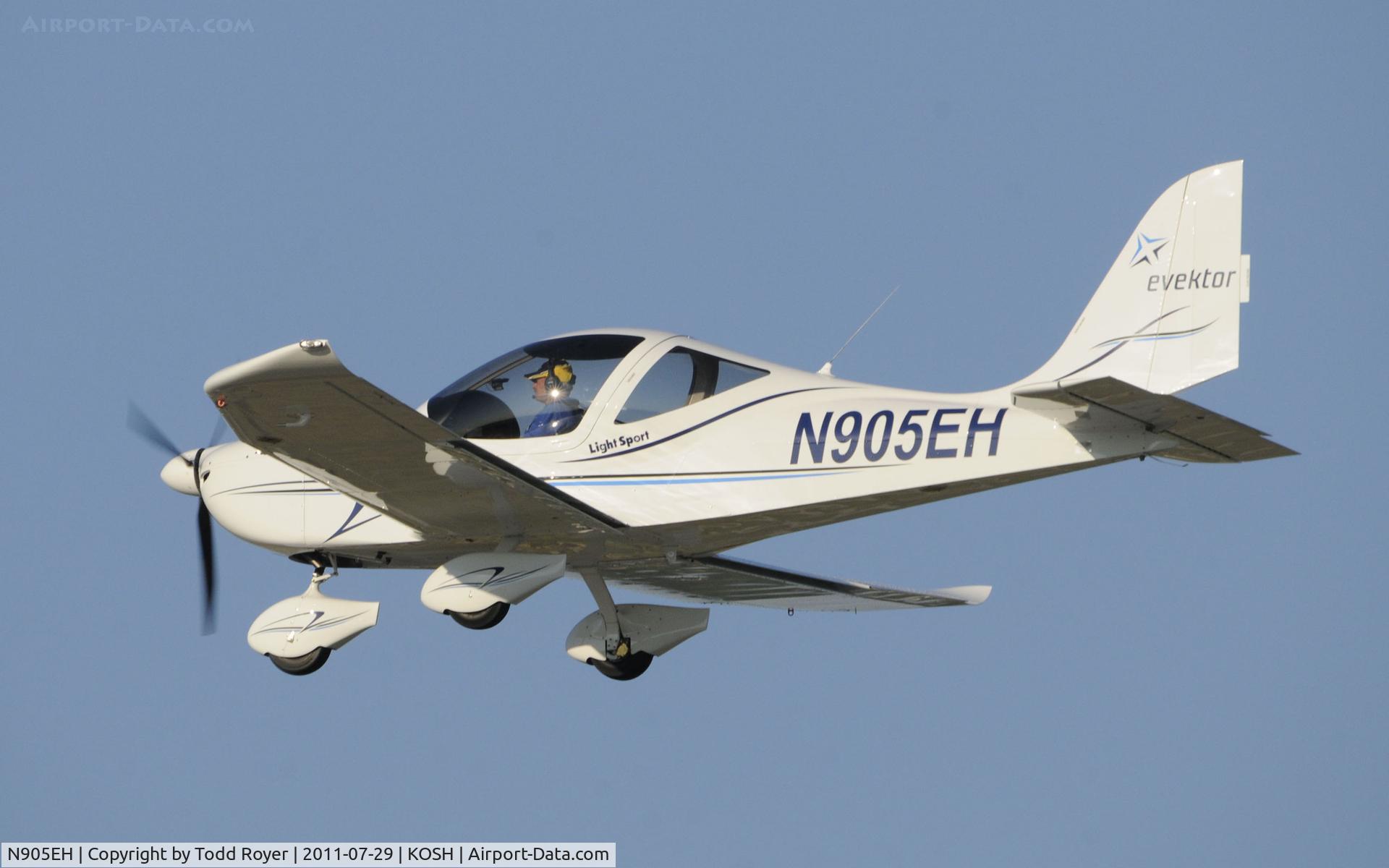 N905EH, Evektor-Aerotechnik Harmony LSA C/N 2011 1413, AIRVENTURE 2011
